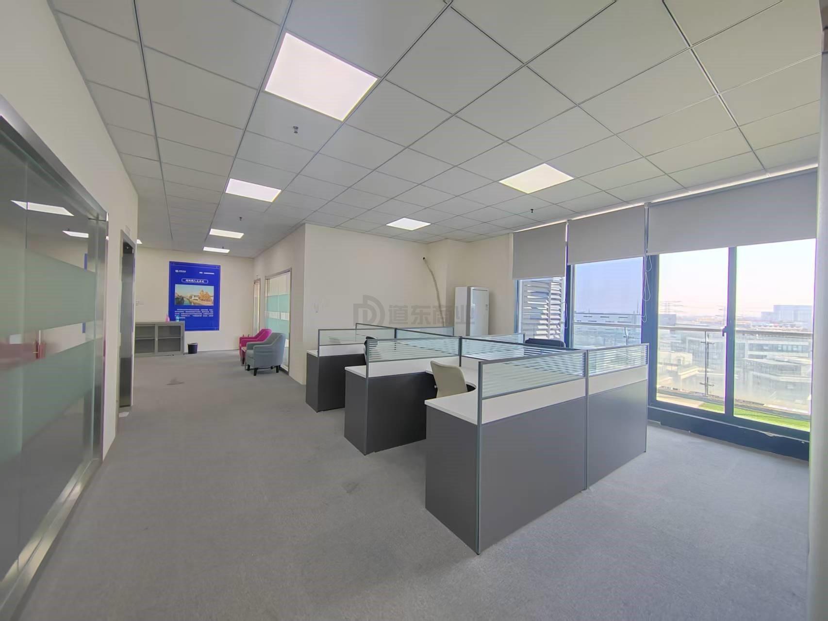 天安智慧城面积220平