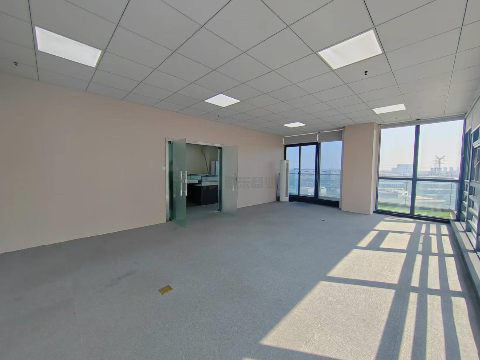 天安智慧城面积220平