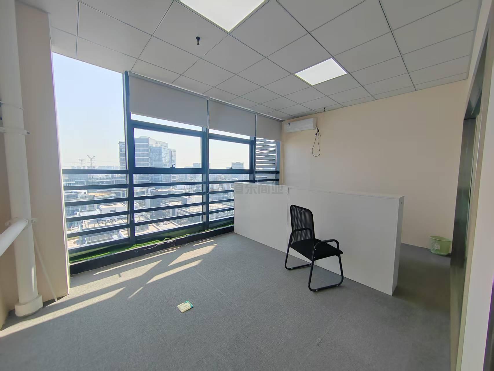 天安智慧城面积220平