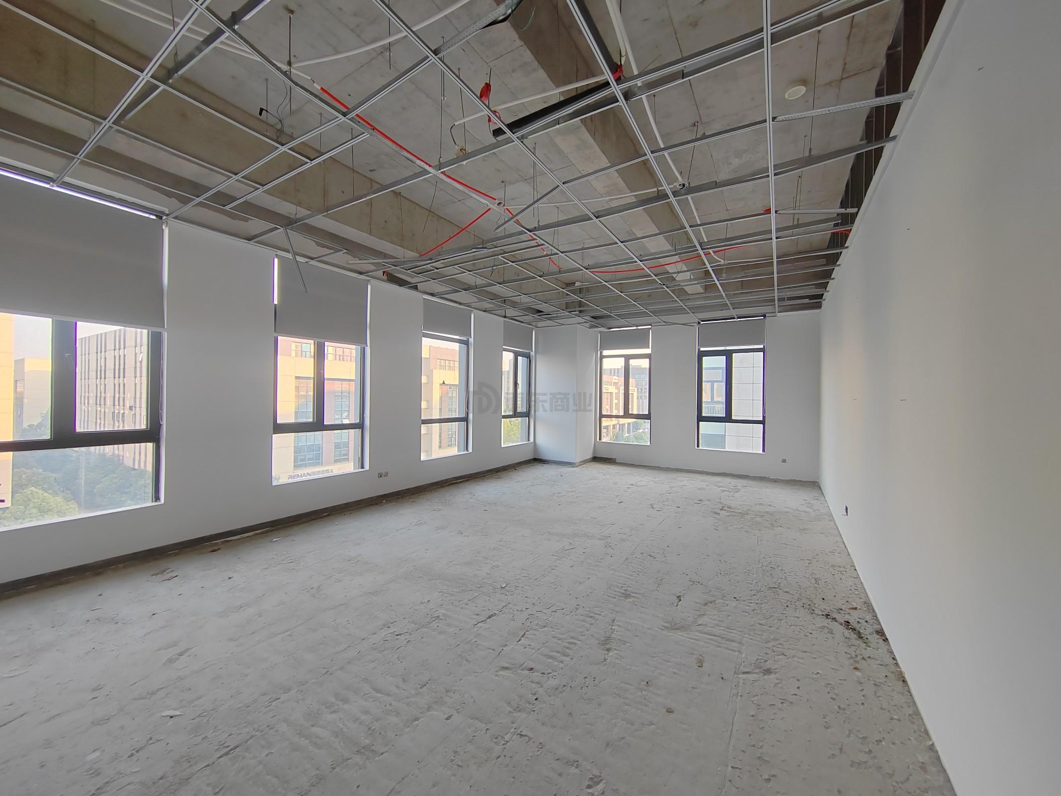 华清创智园面积642平