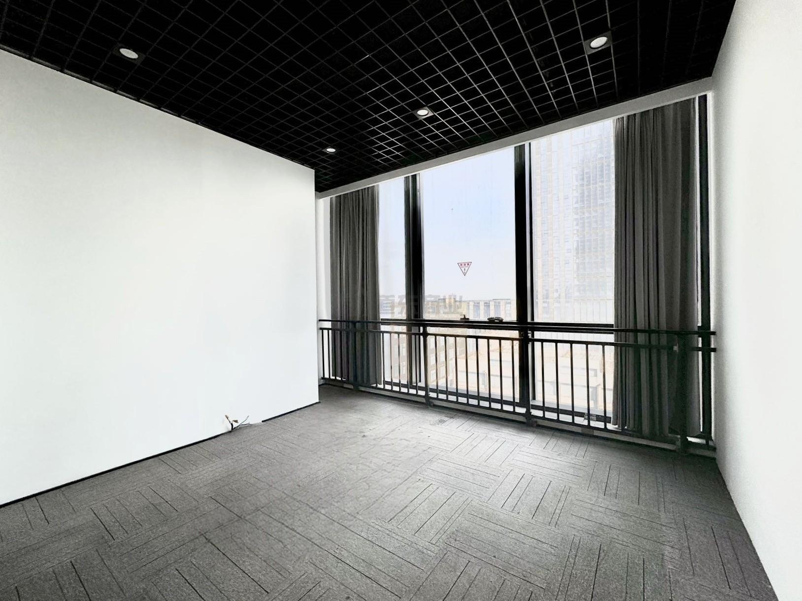 联合金融大厦面积213平