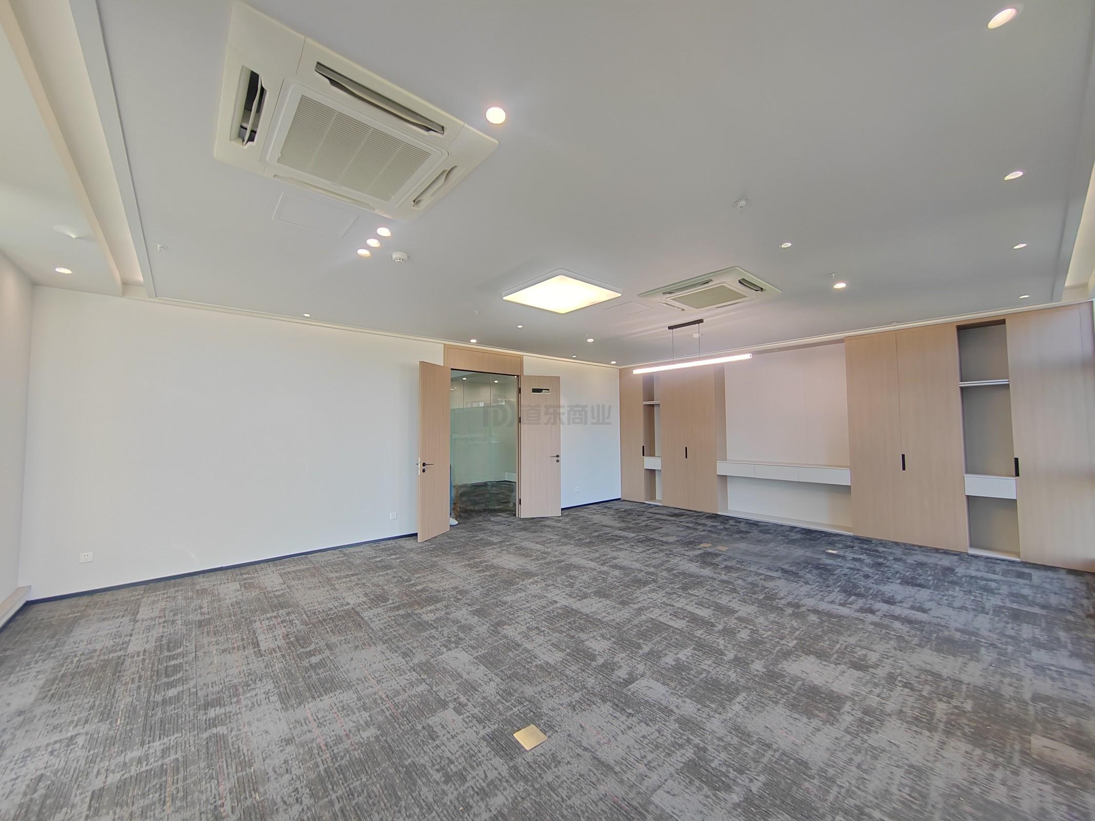 昌兴国际金融大厦面积245平