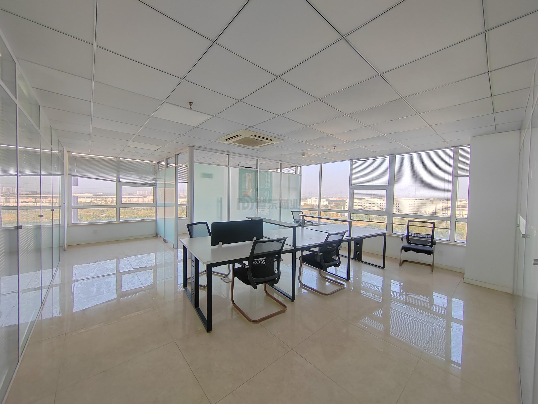 华清创意园面积300平