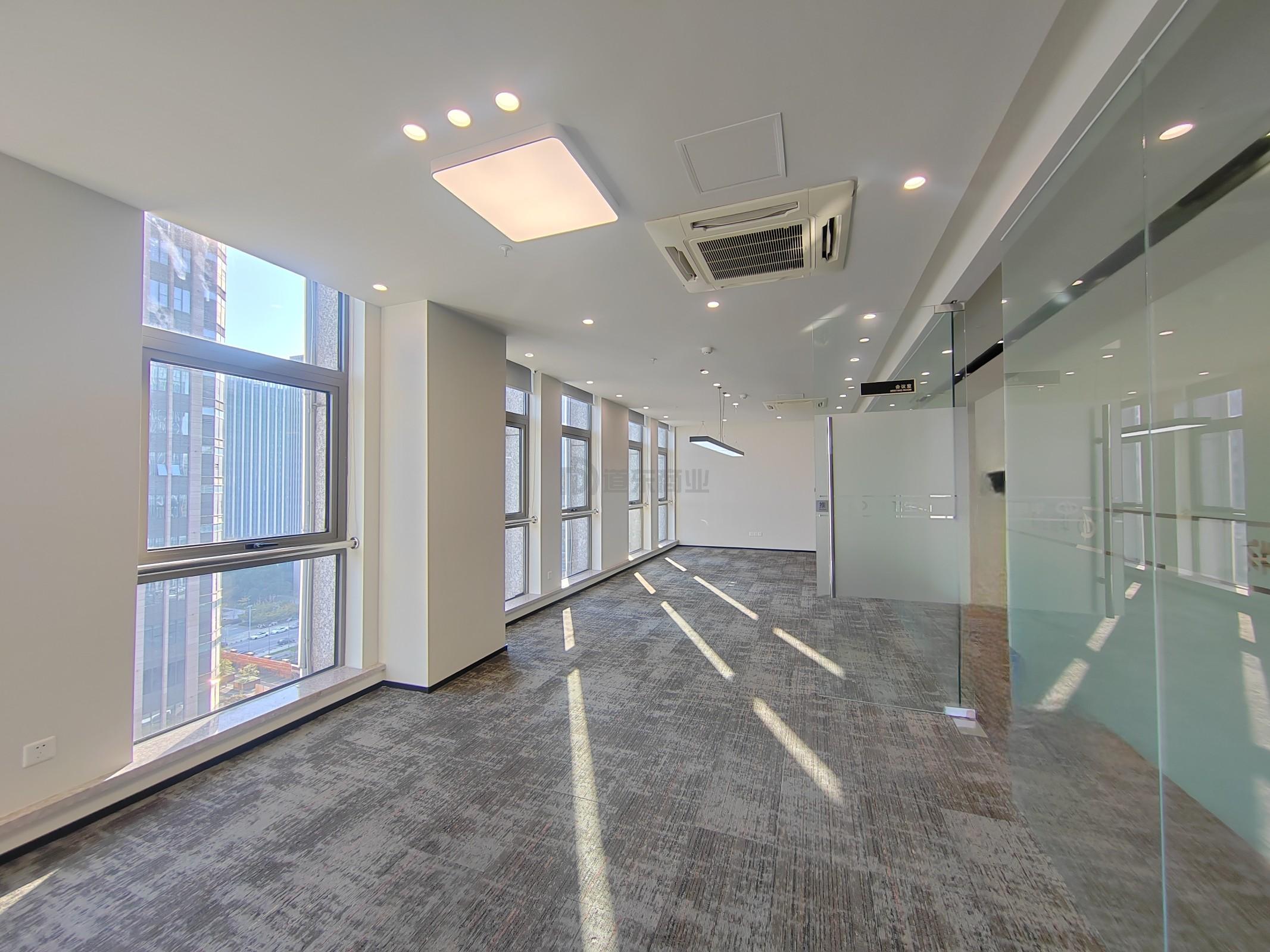 昌兴国际金融大厦面积245平