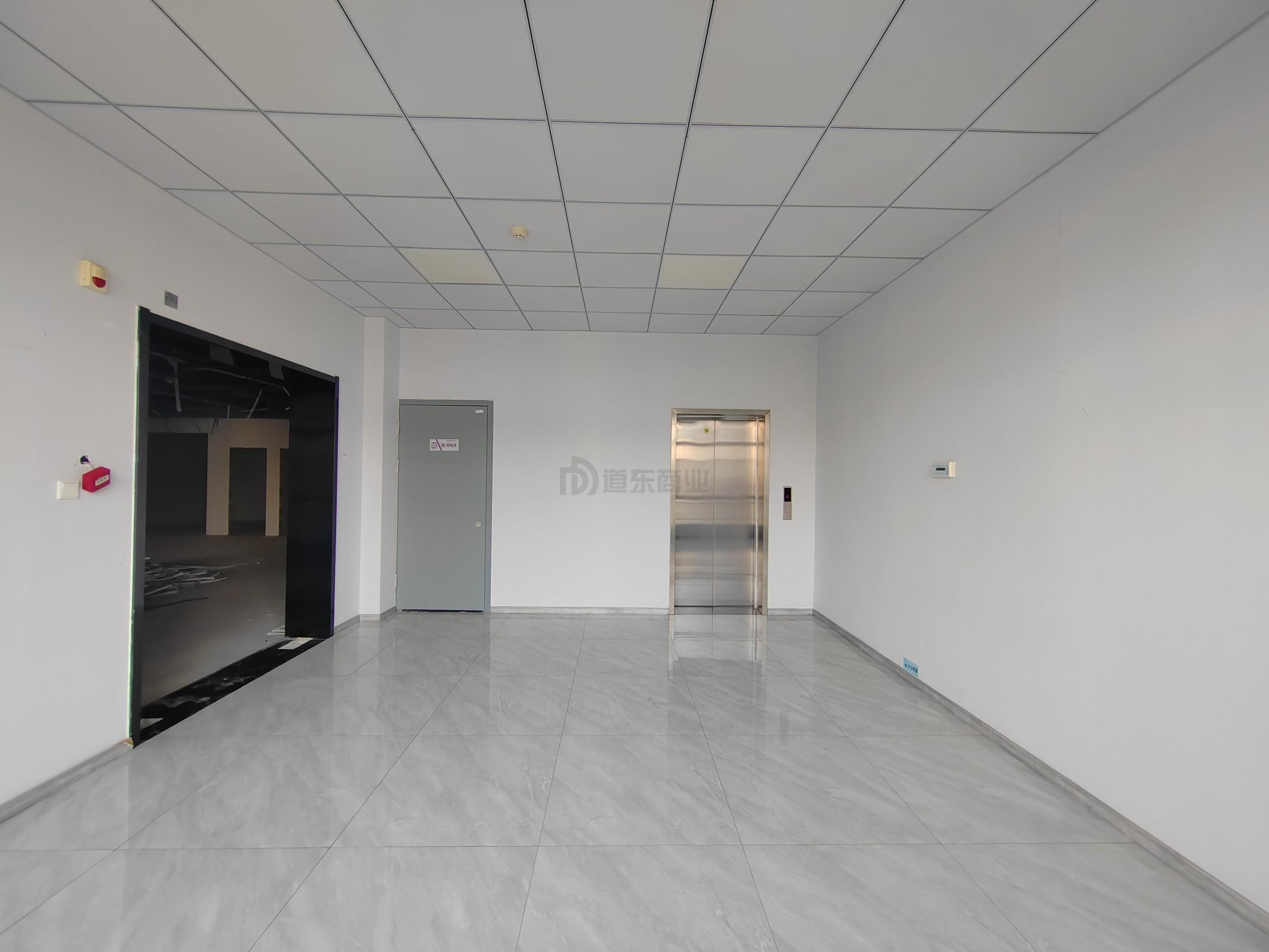 华清创智园642平米办公室出租