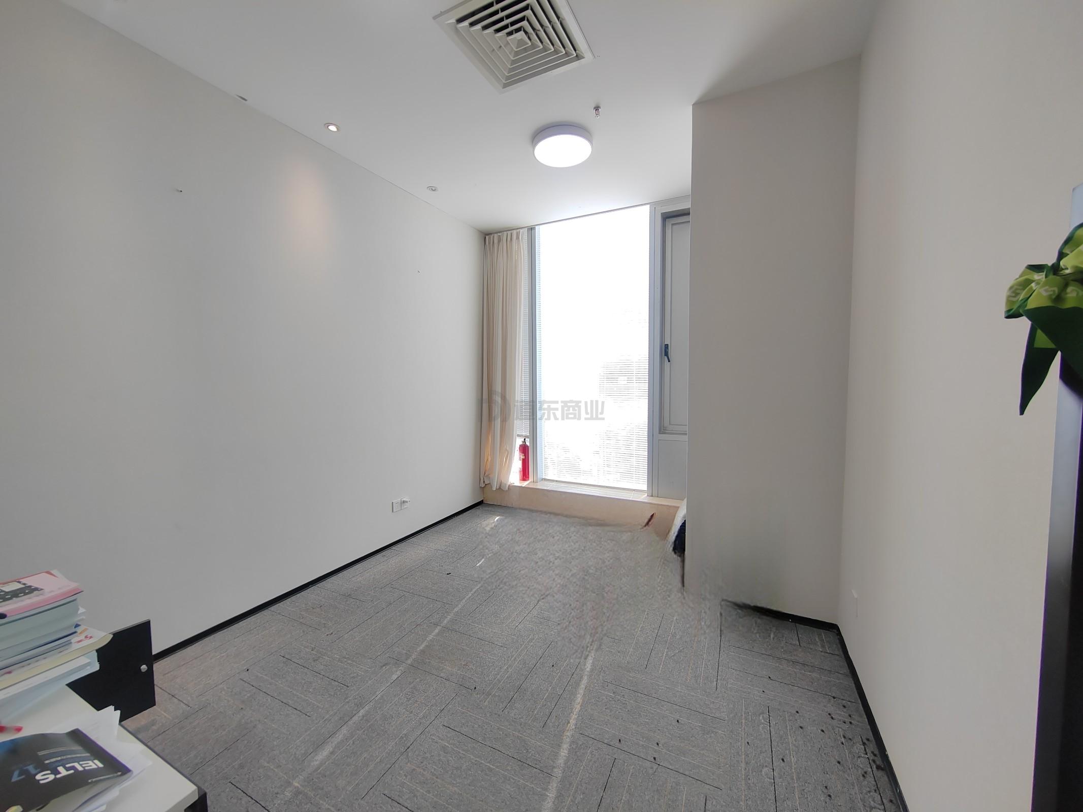 苏宁广场面积163平