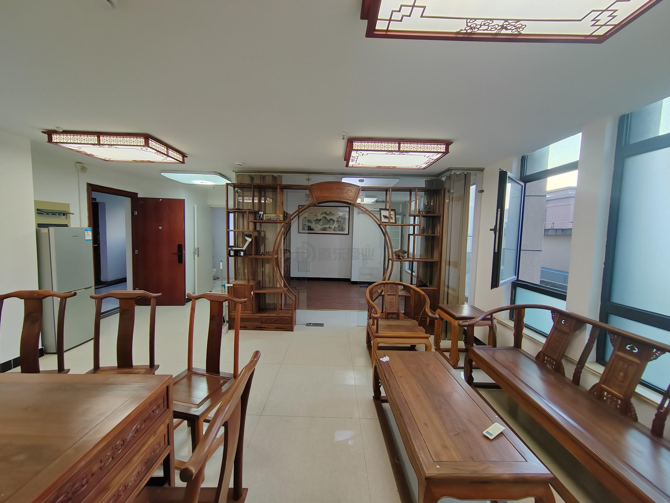 苏宁天御广场面积70平