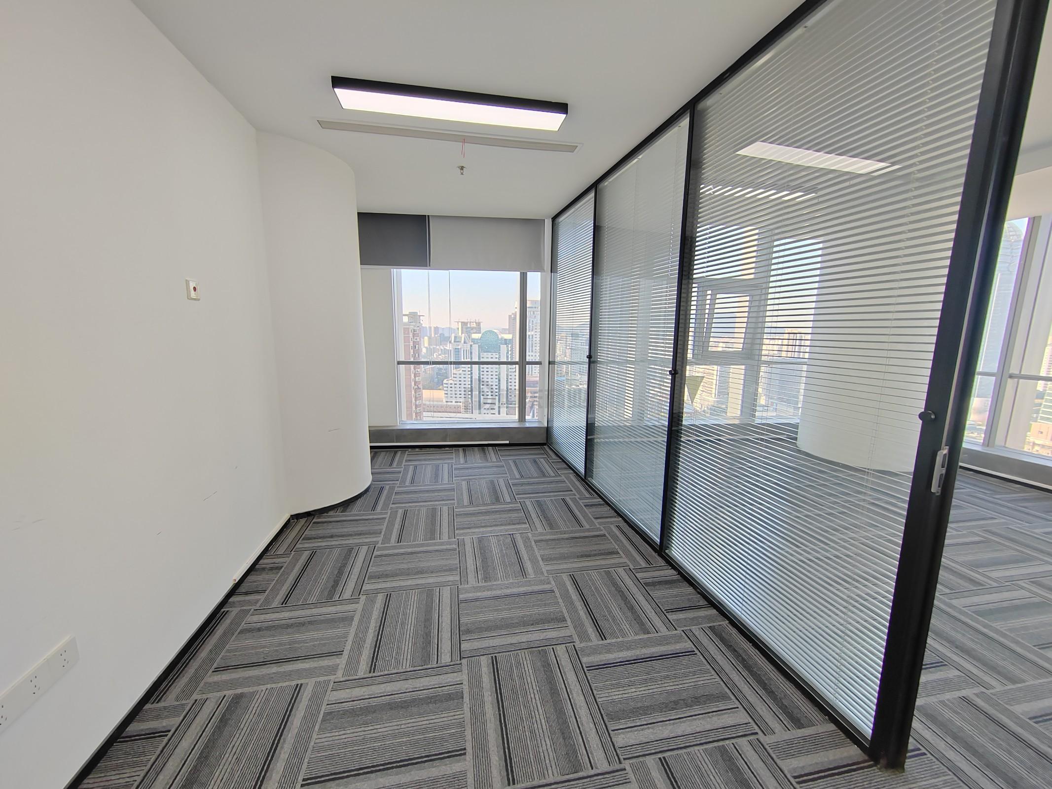 东岭锡上面积90平