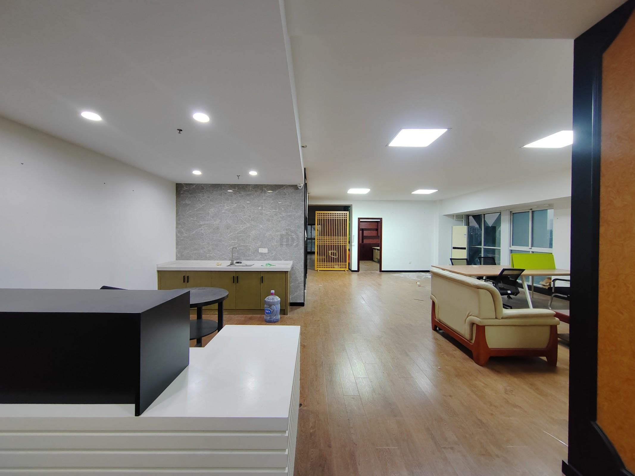 名景轩面积292平