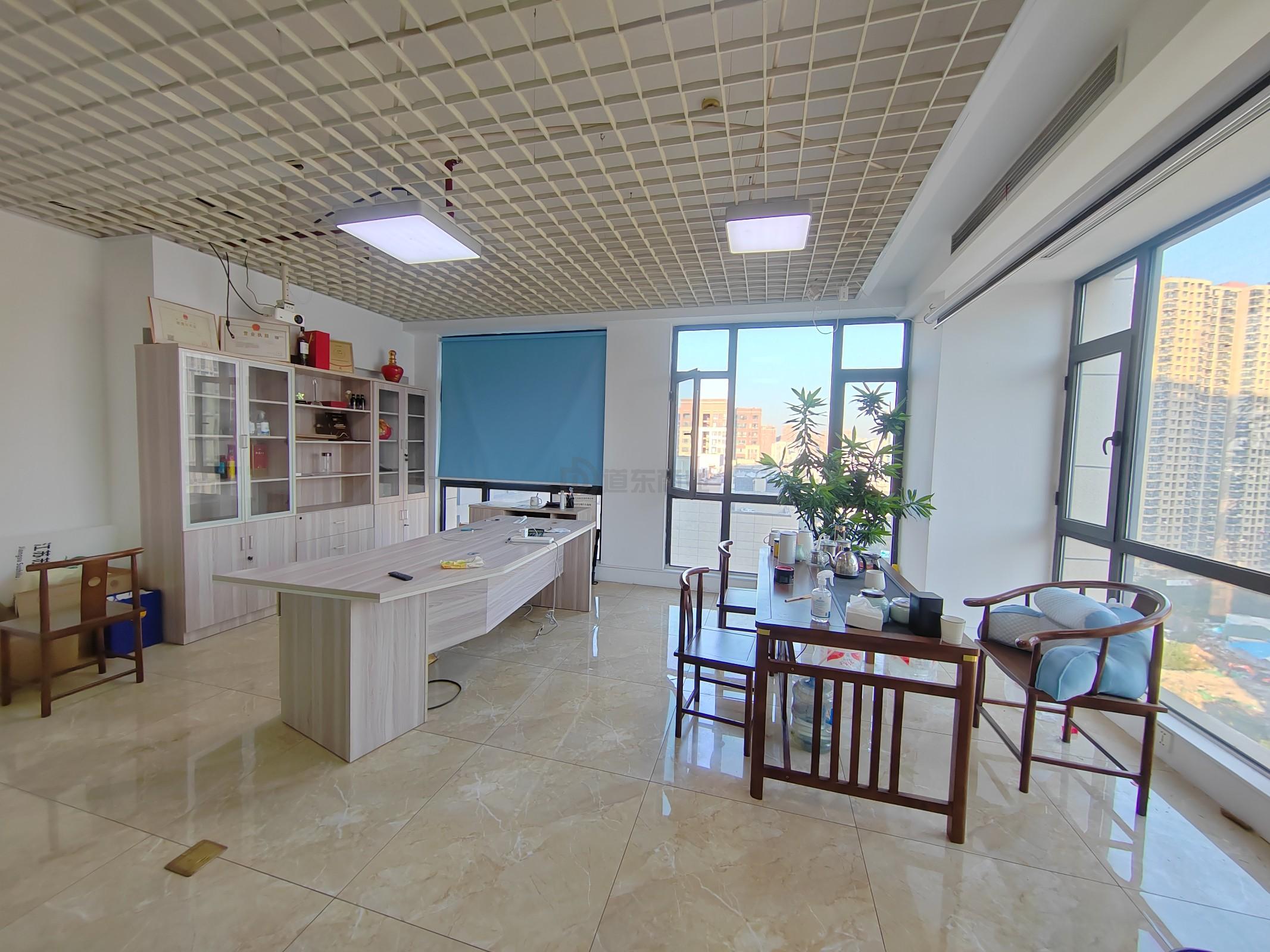 苏宁天御广场面积170平