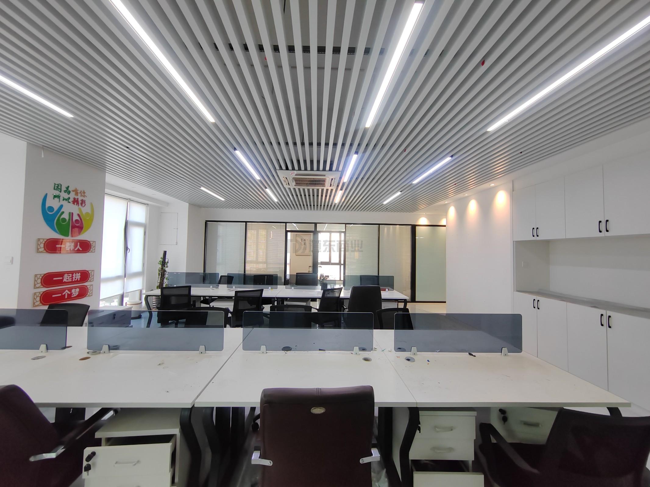 苏宁天御广场面积300平