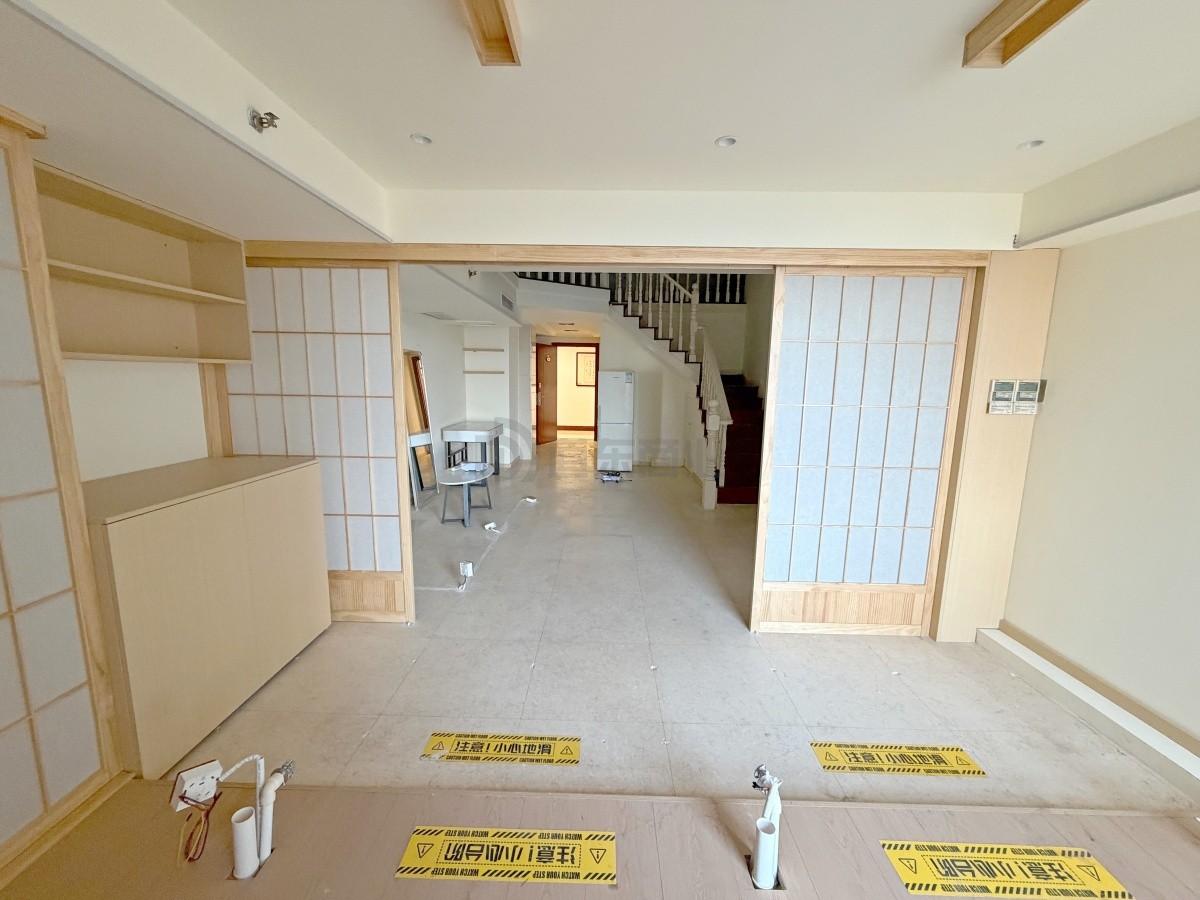 时代国际面积140平