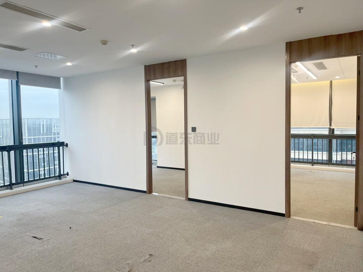 联合金融大厦面积1500平