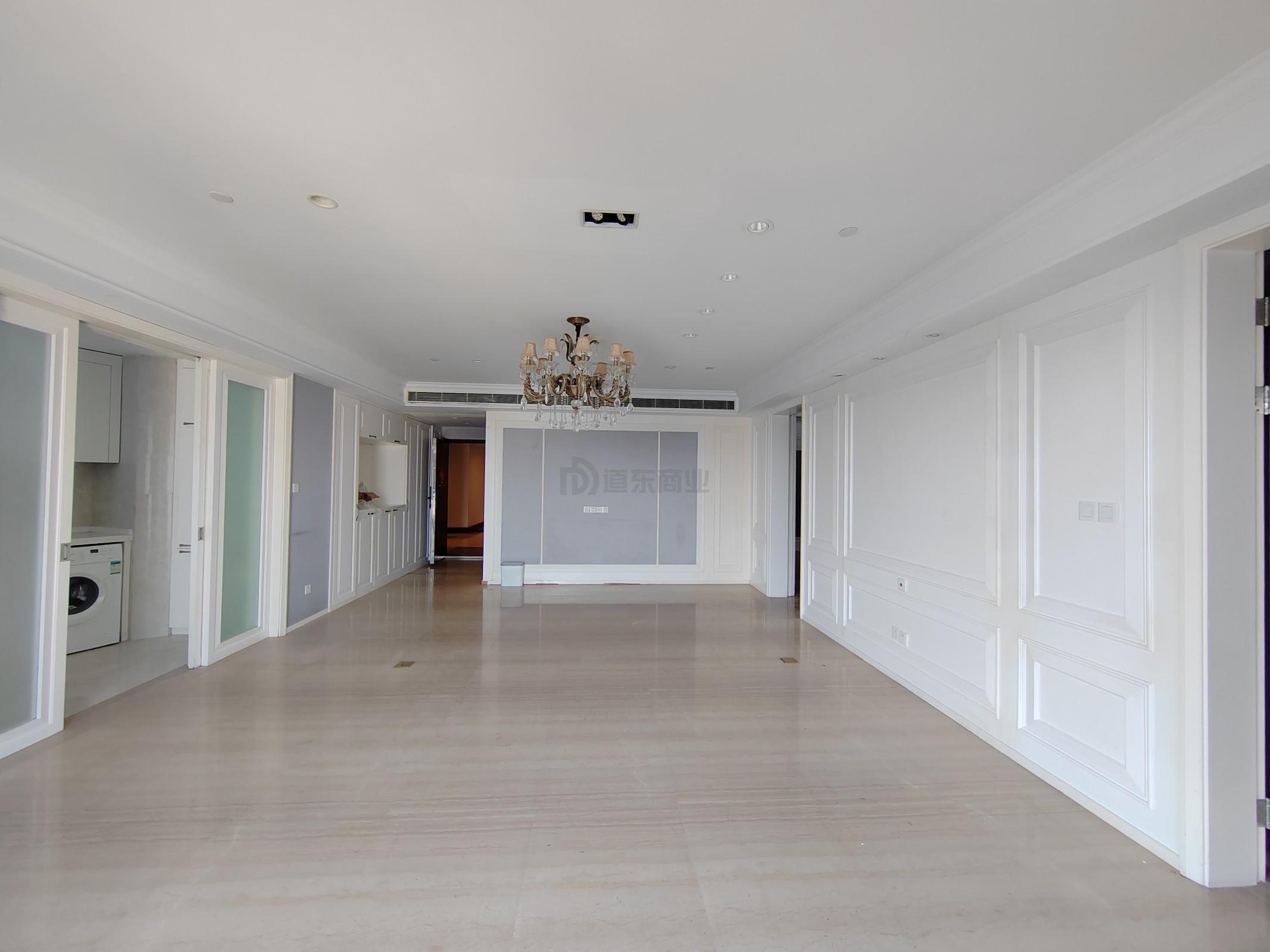 苏宁雅悦面积205平