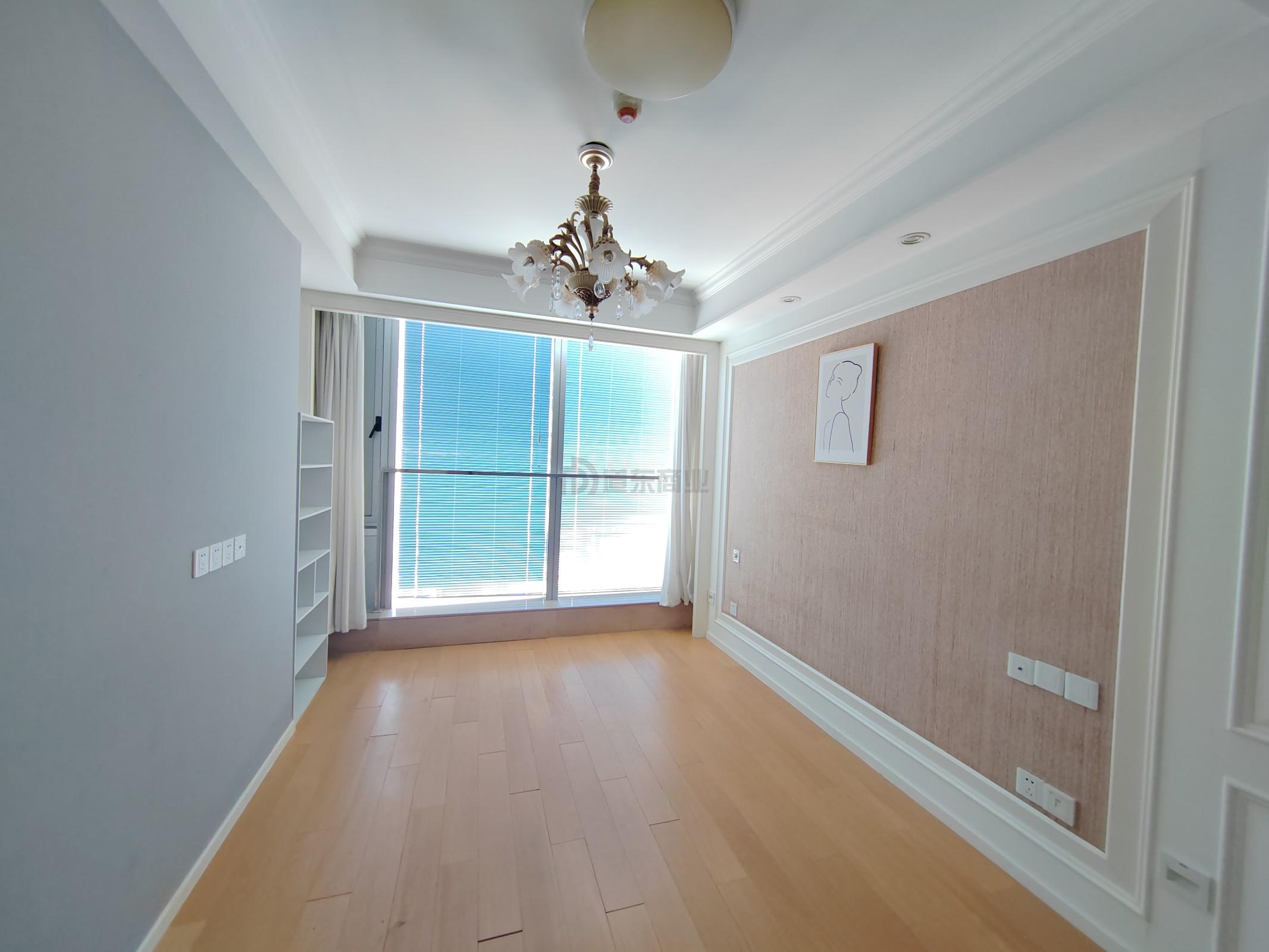 苏宁雅悦面积205平