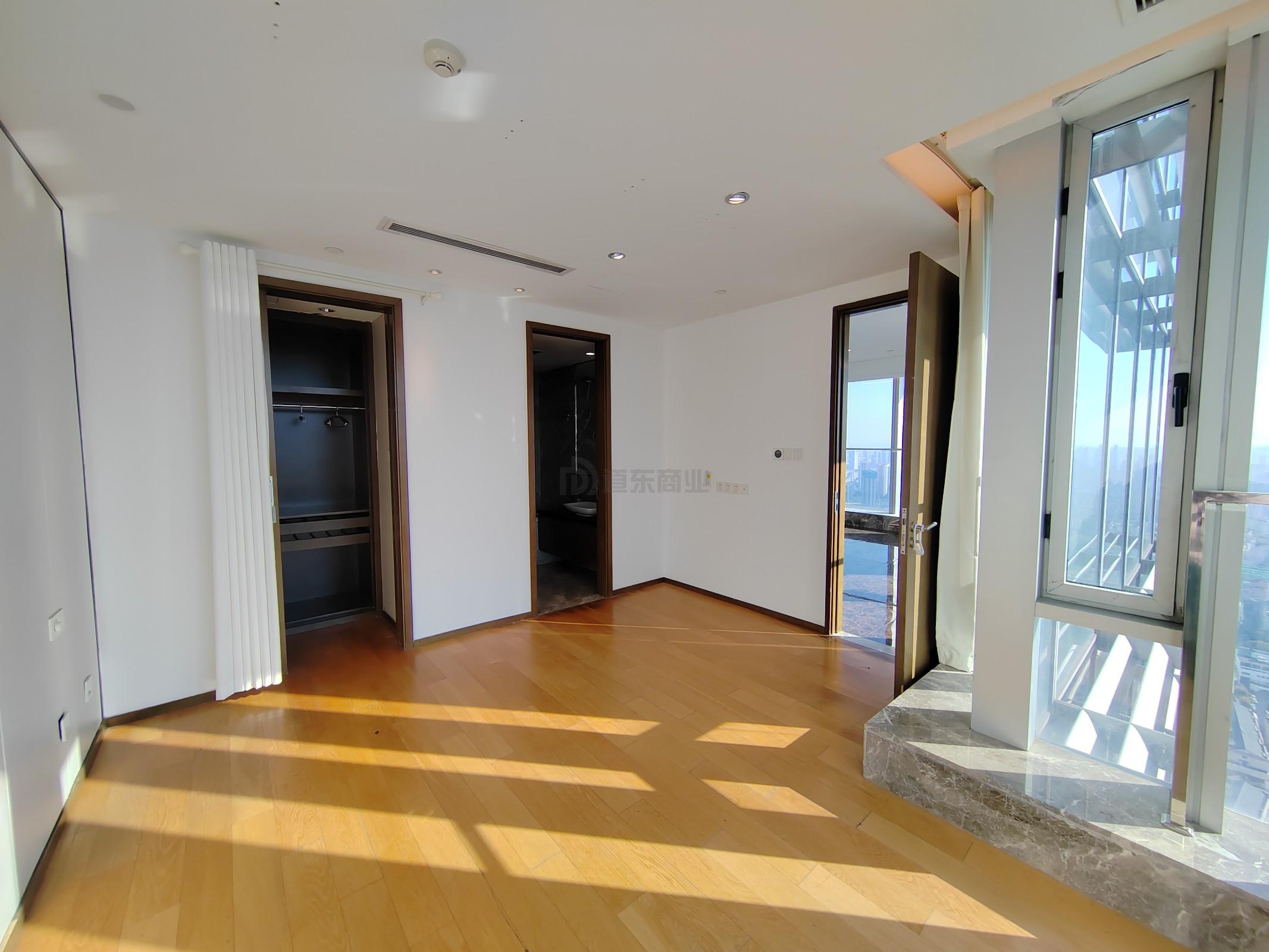 苏宁雅悦面积142平