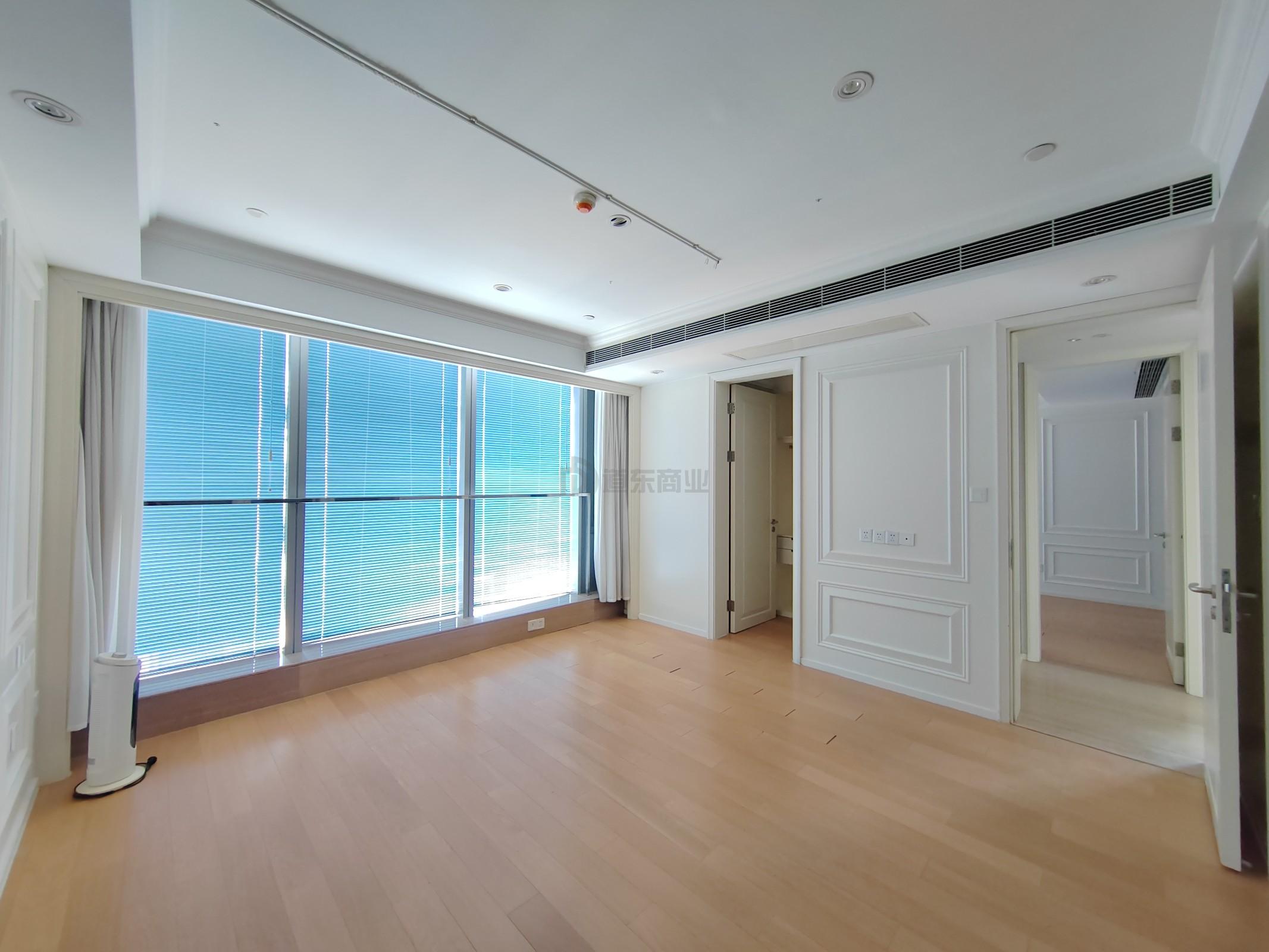 苏宁雅悦面积205平