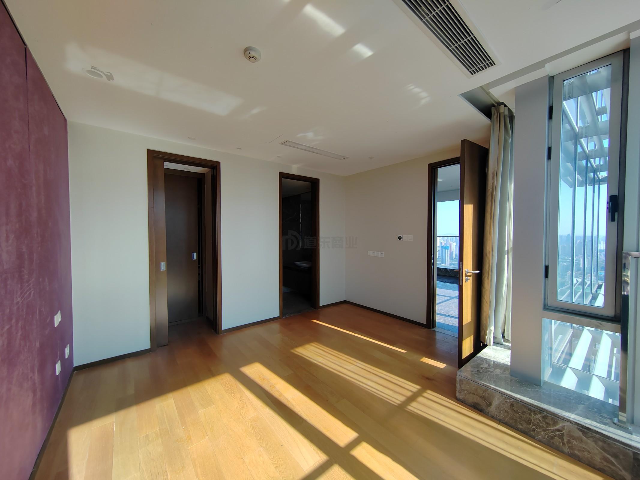 苏宁雅悦面积142平