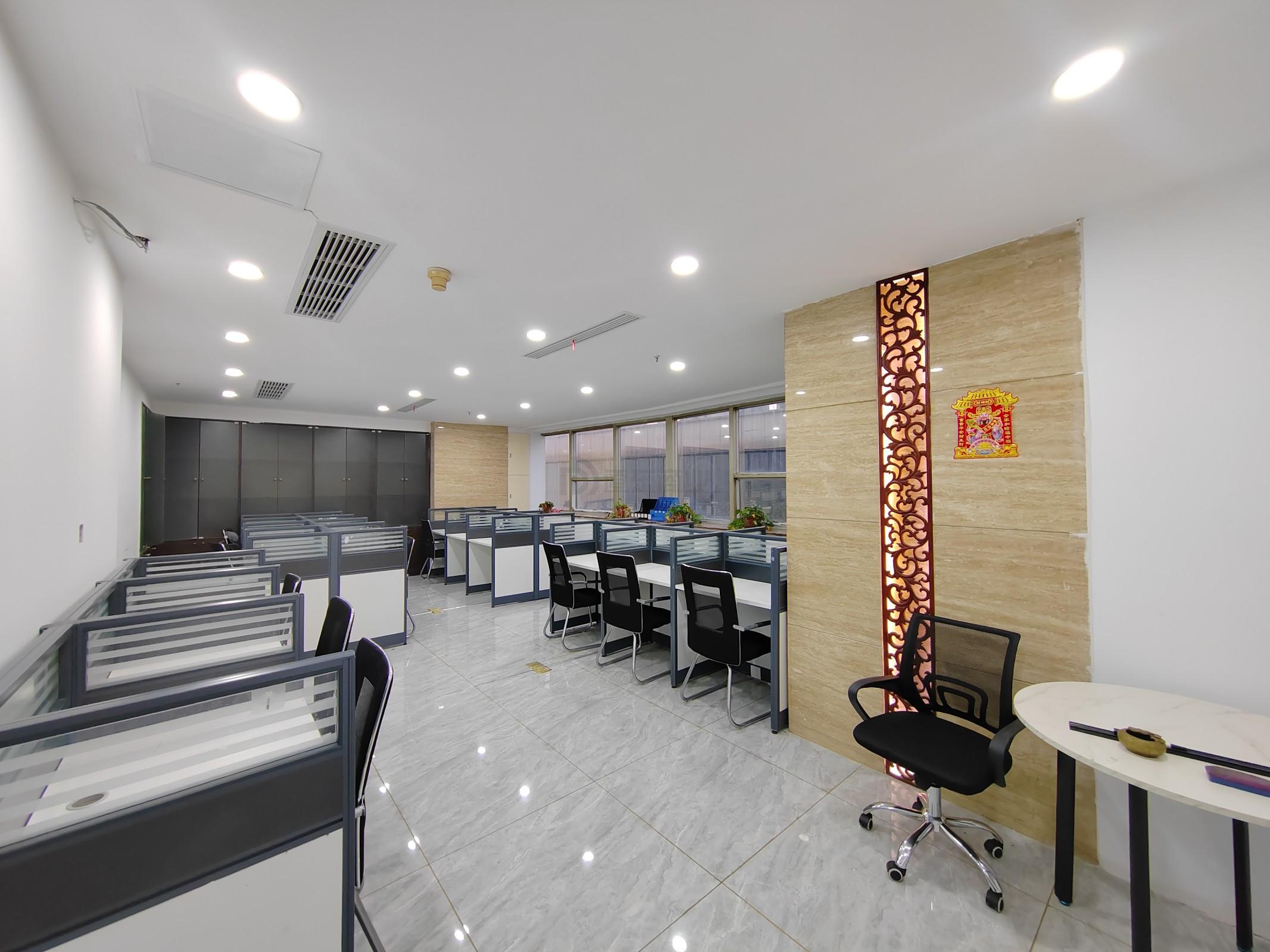 华光大厦面积326平