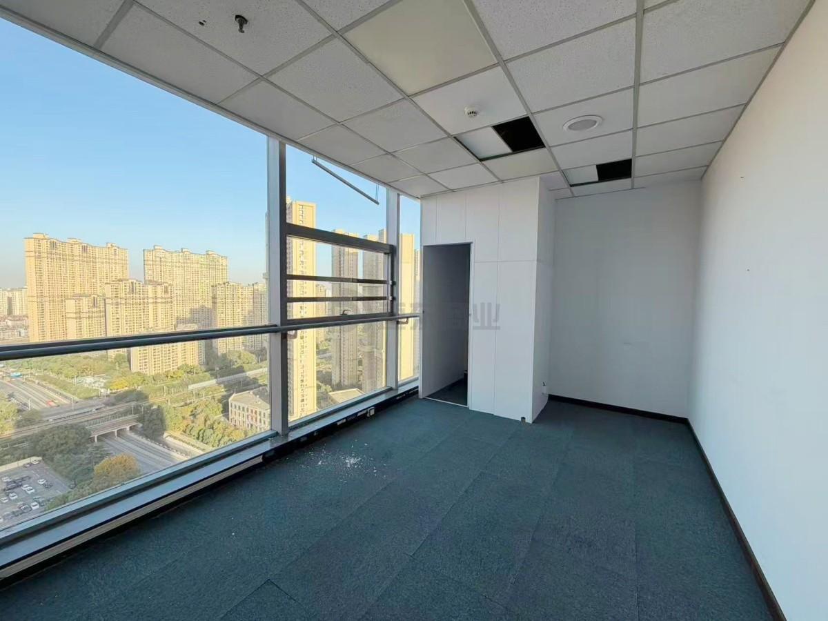 华仁凤凰城面积1108平