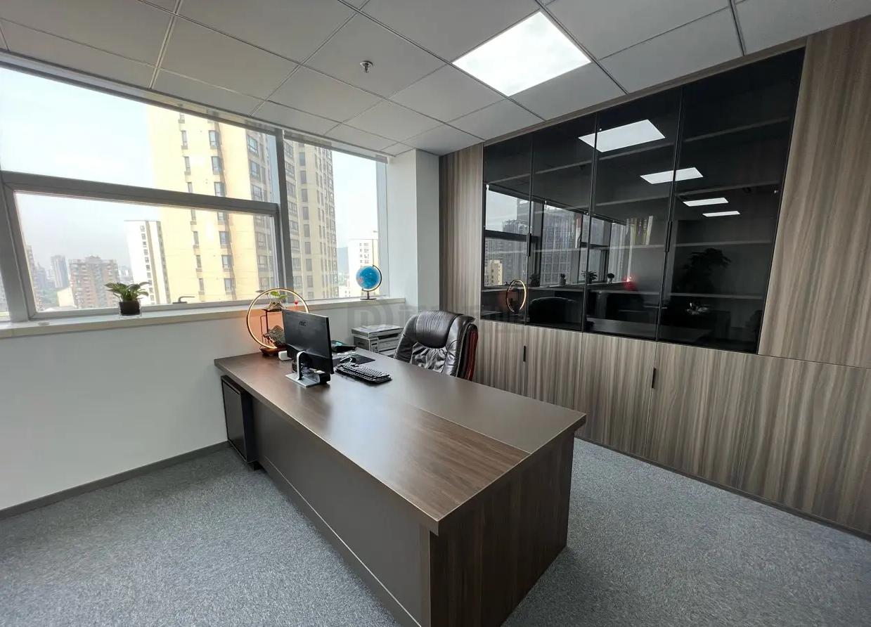 华仁凤凰城面积125平