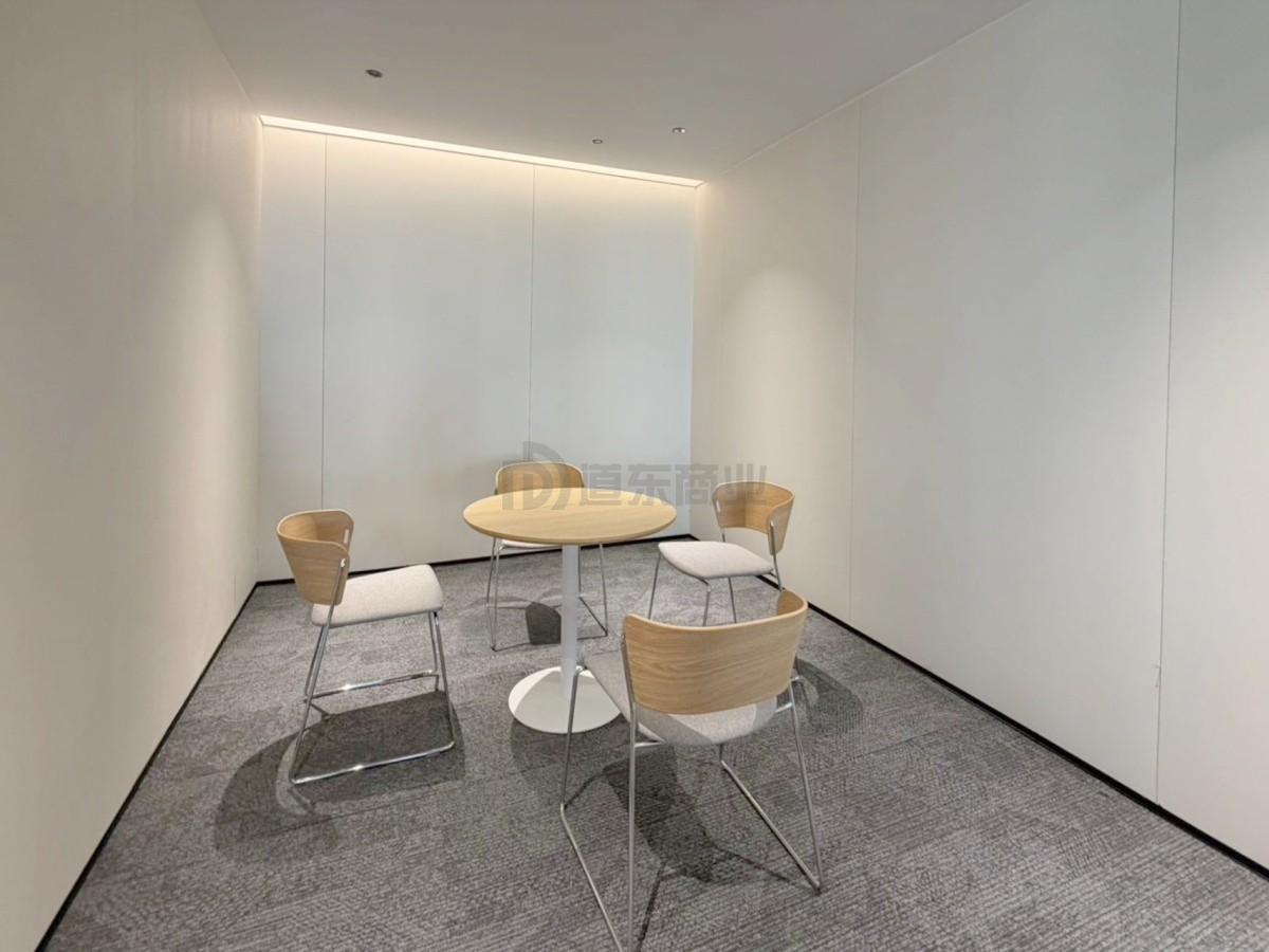 红豆国际广场面积244平