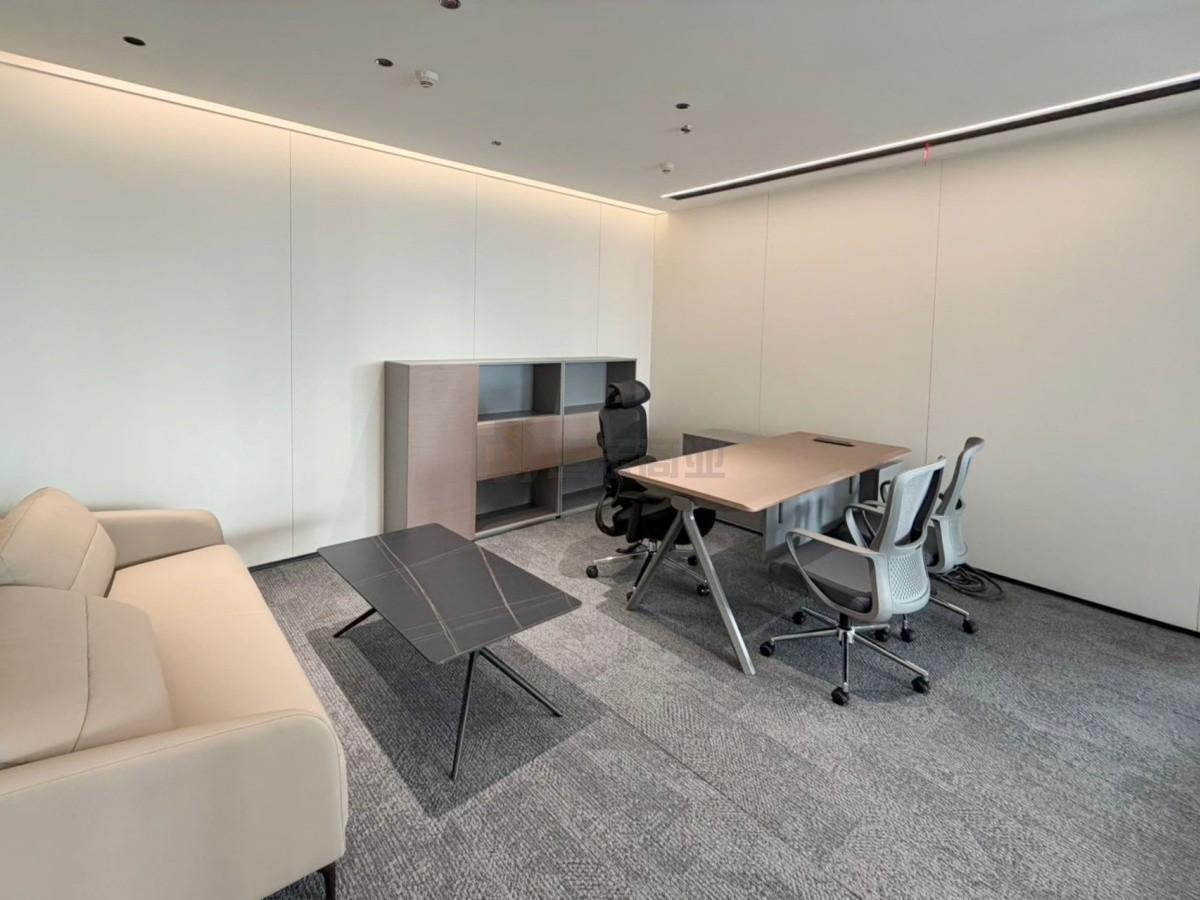 红豆国际广场面积290平