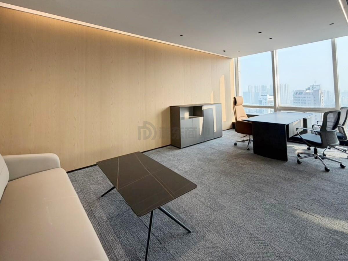 红豆国际广场面积290平