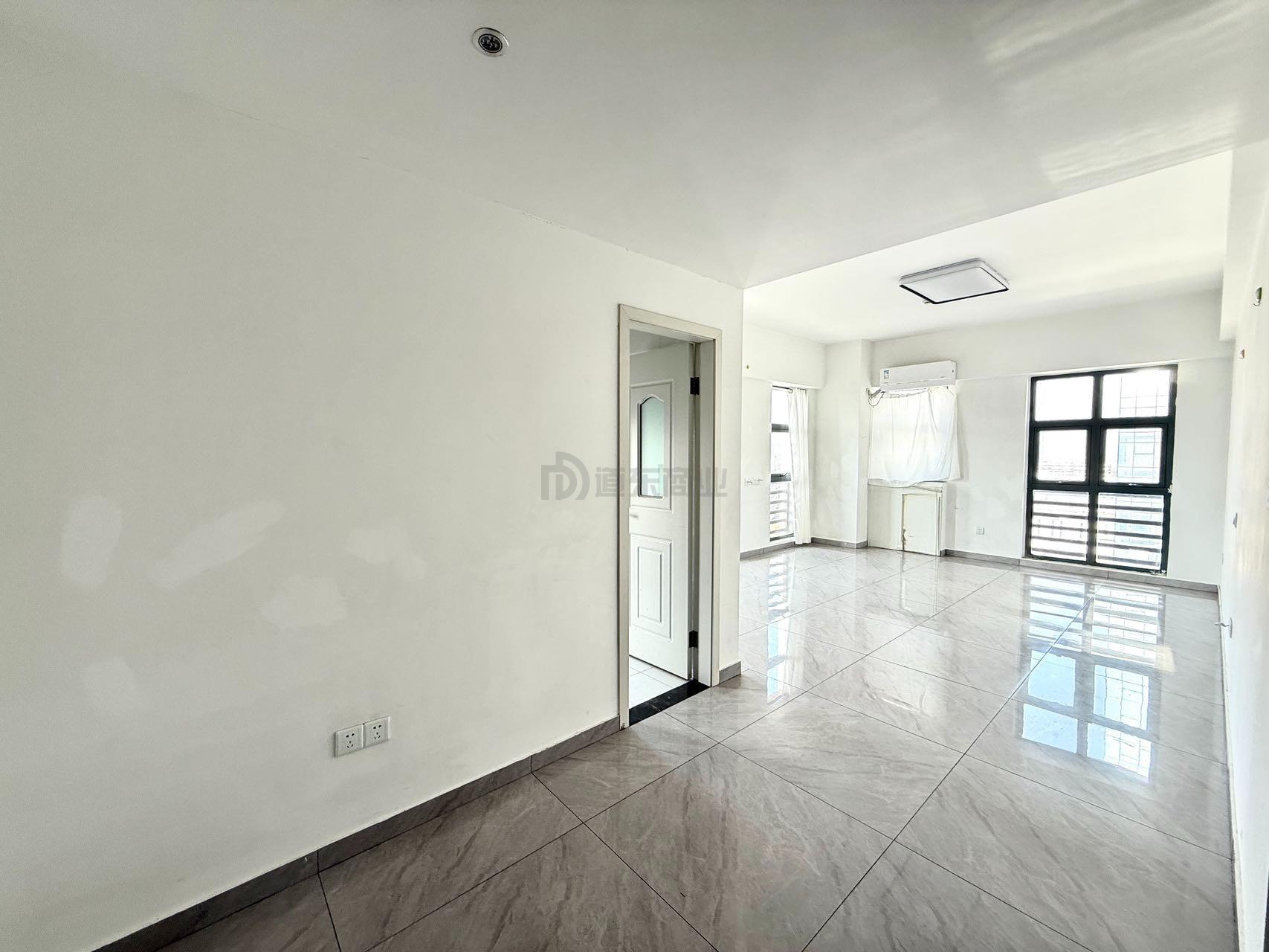 名品城面积61平