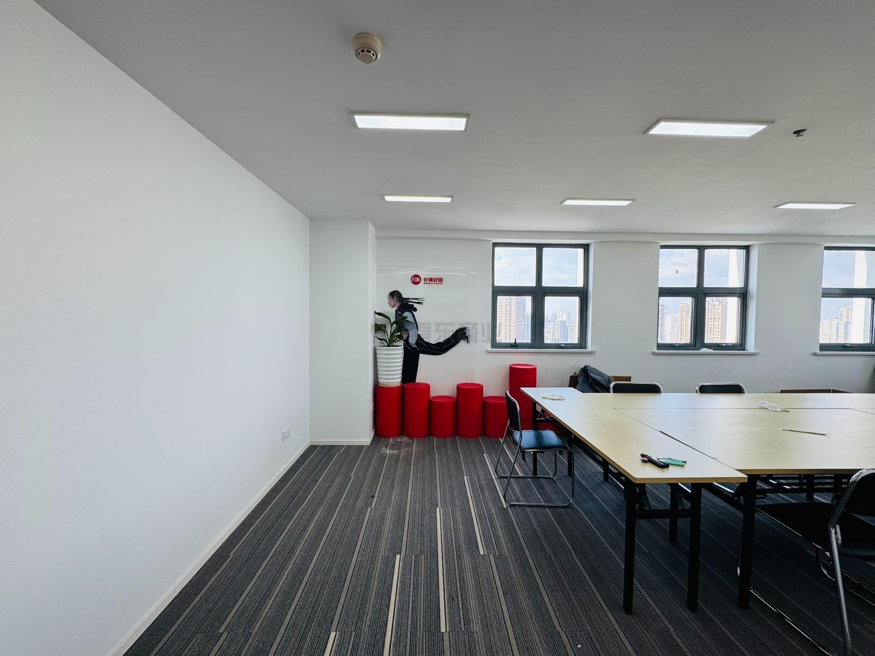 名品城面积68平