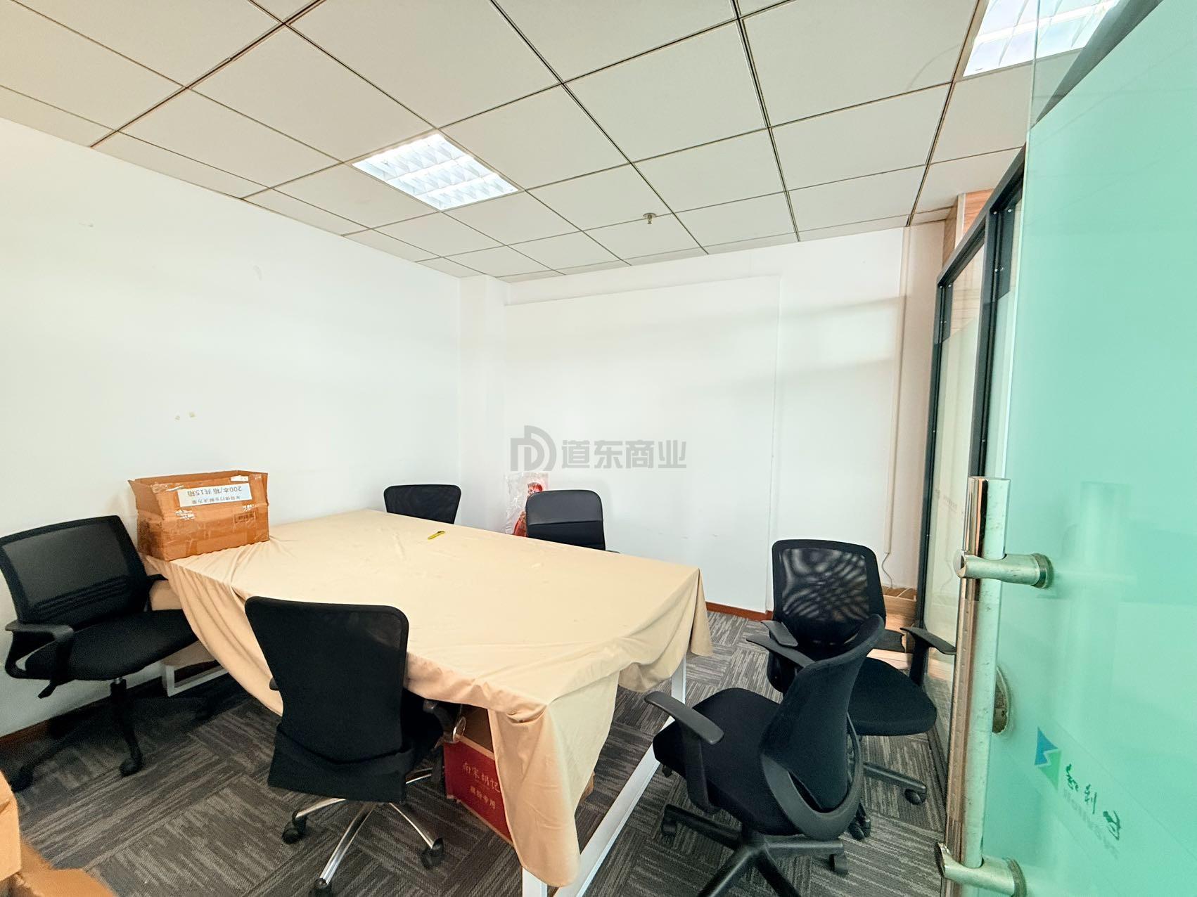 蠡湖大厦面积168平