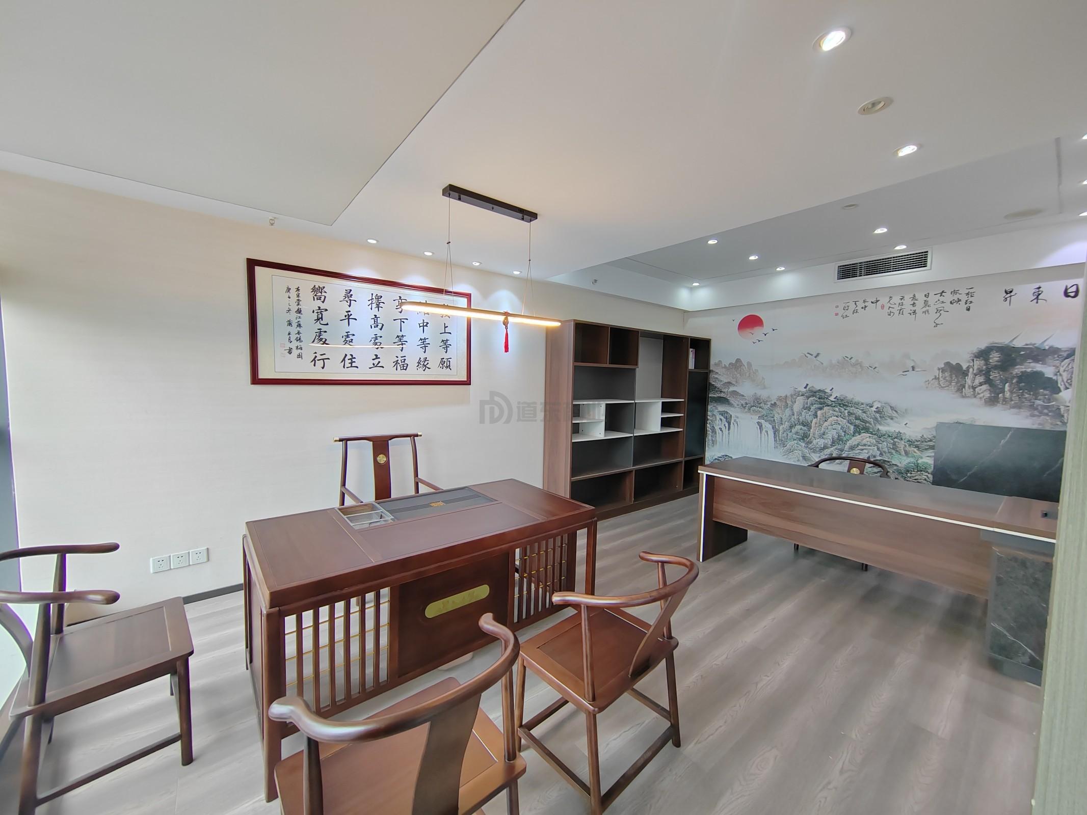 新区哥伦布广场面积189平