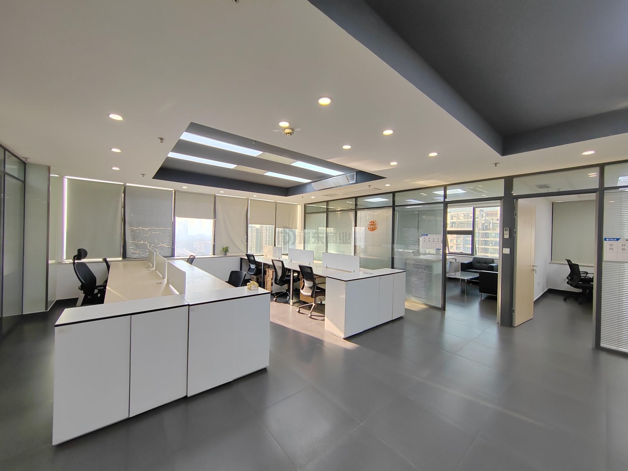 麦库大厦面积247平