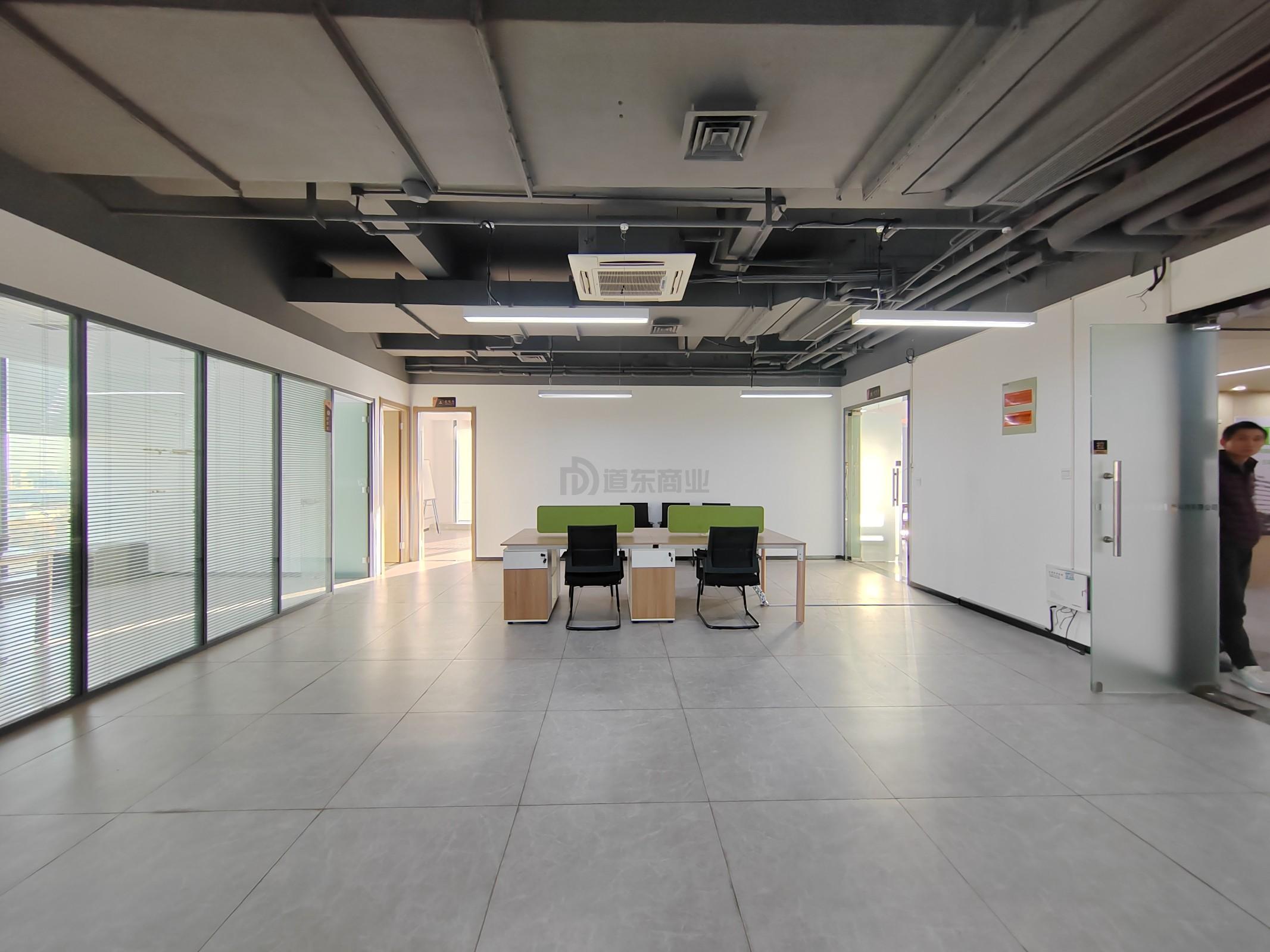 中国工业博览园总部园区面积380平