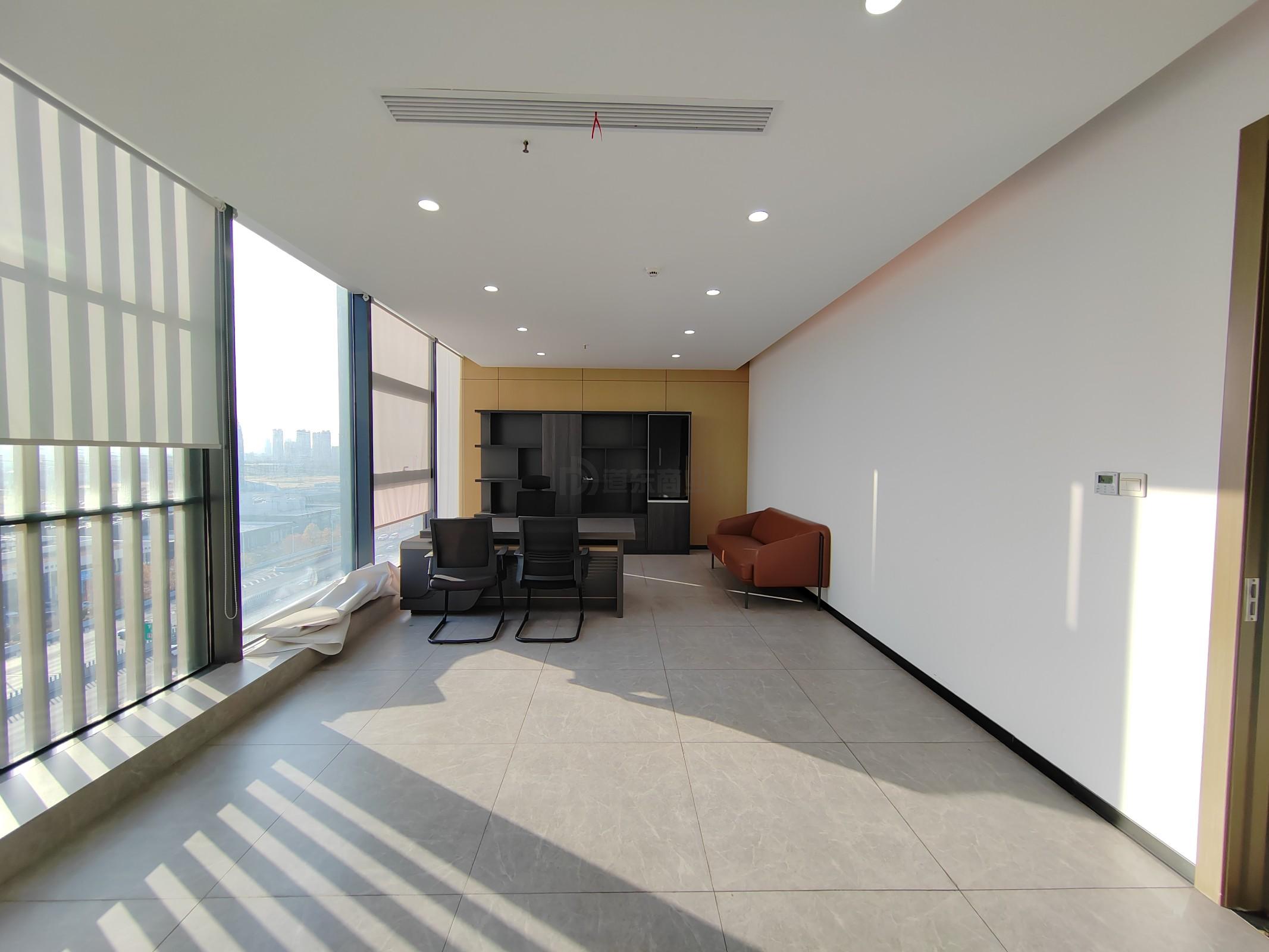 中国工业博览园总部园区面积380平