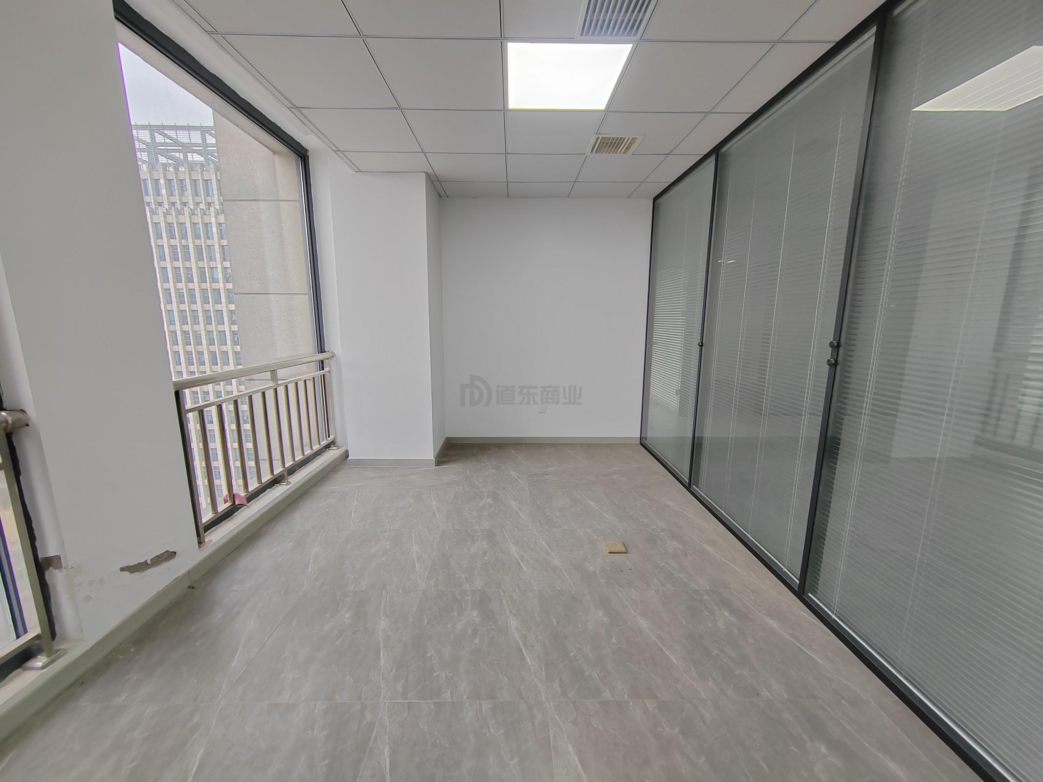 明都大厦面积122平