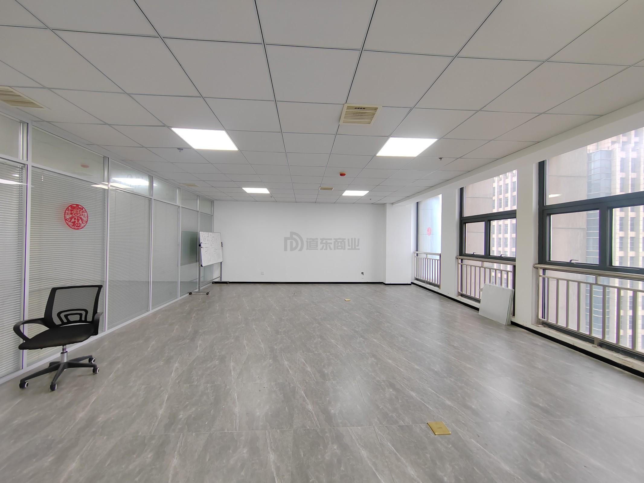 明都大厦面积127平