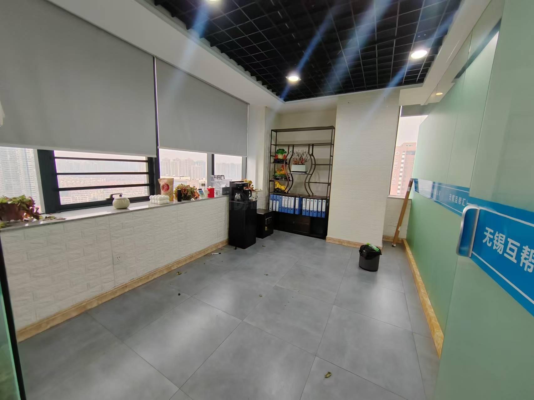 麦库大厦面积185平