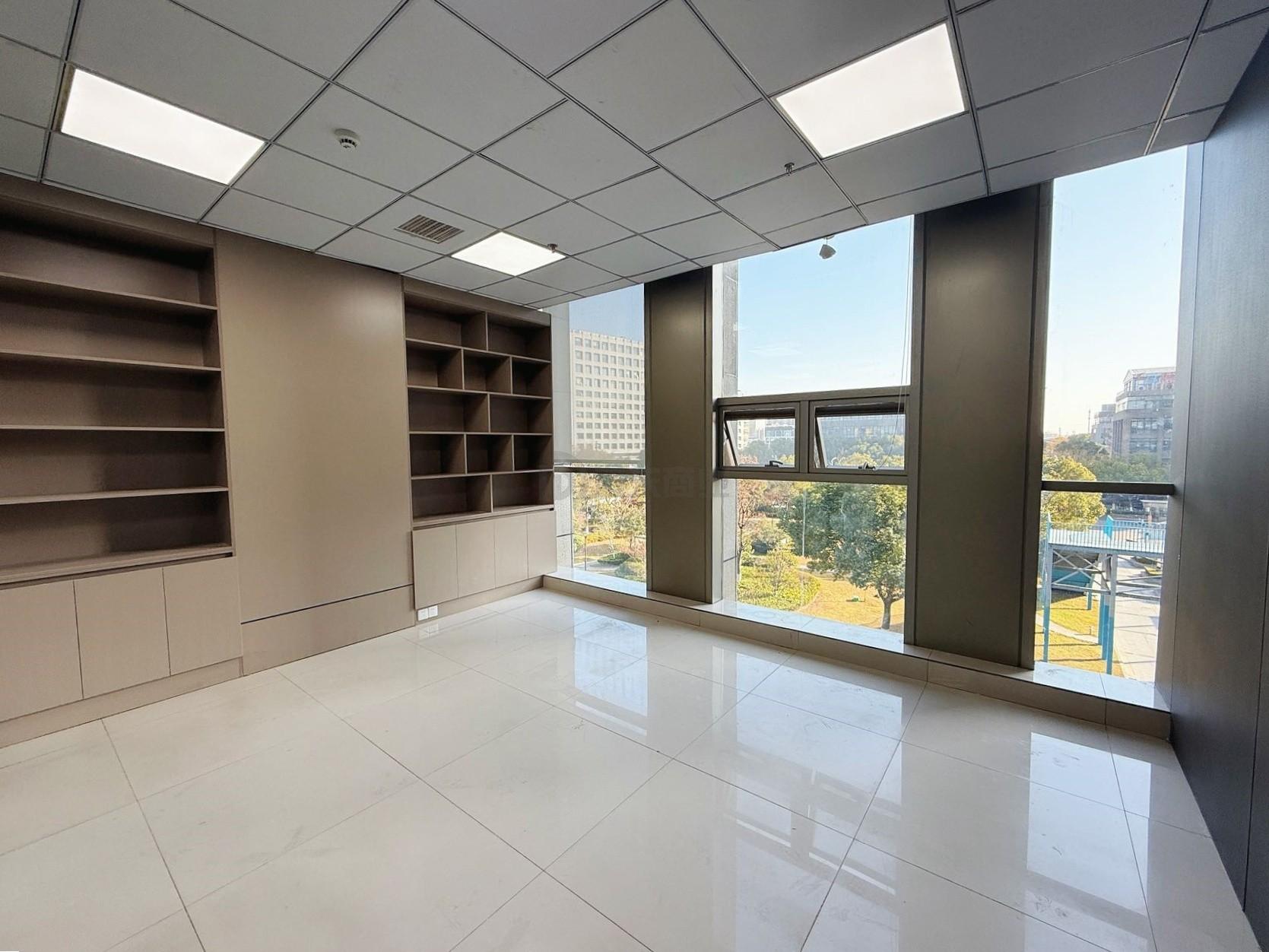 kpark服务中心大厦面积300平