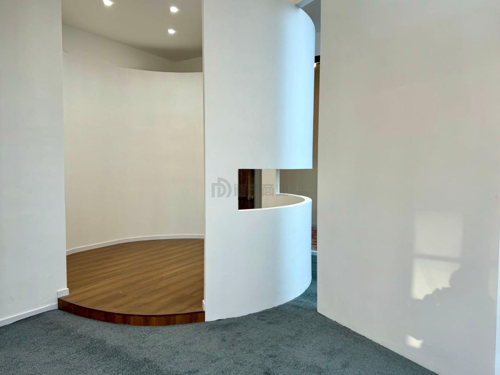 北仓门生活艺术中心面积170平