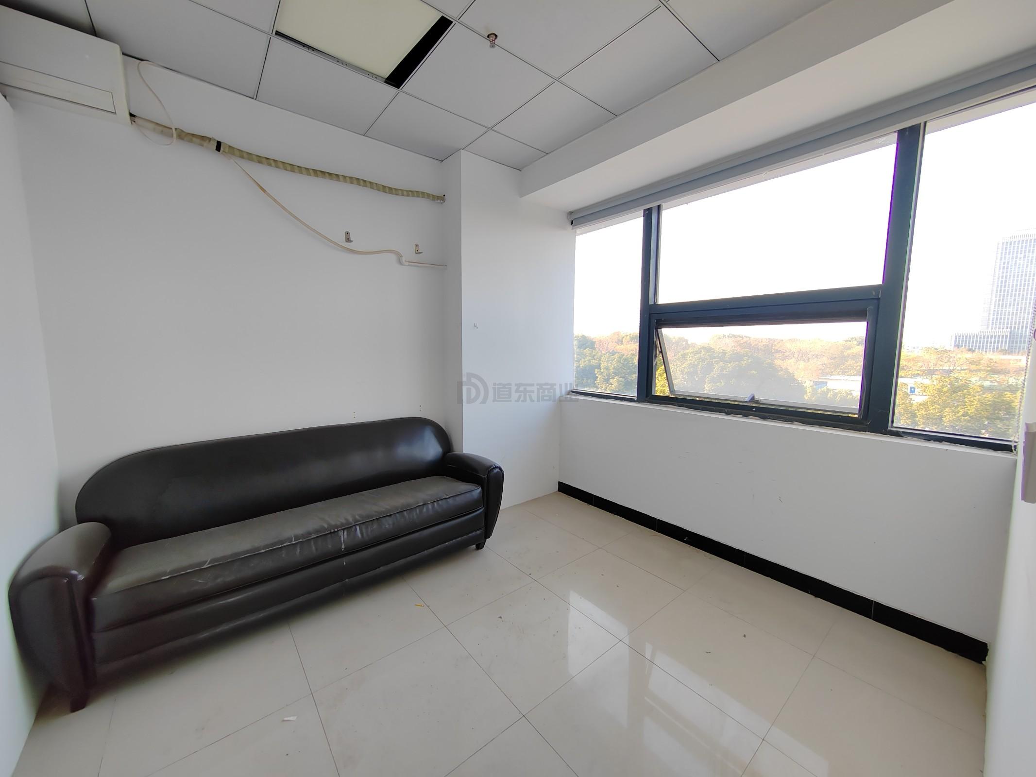 天安智慧城面积151平