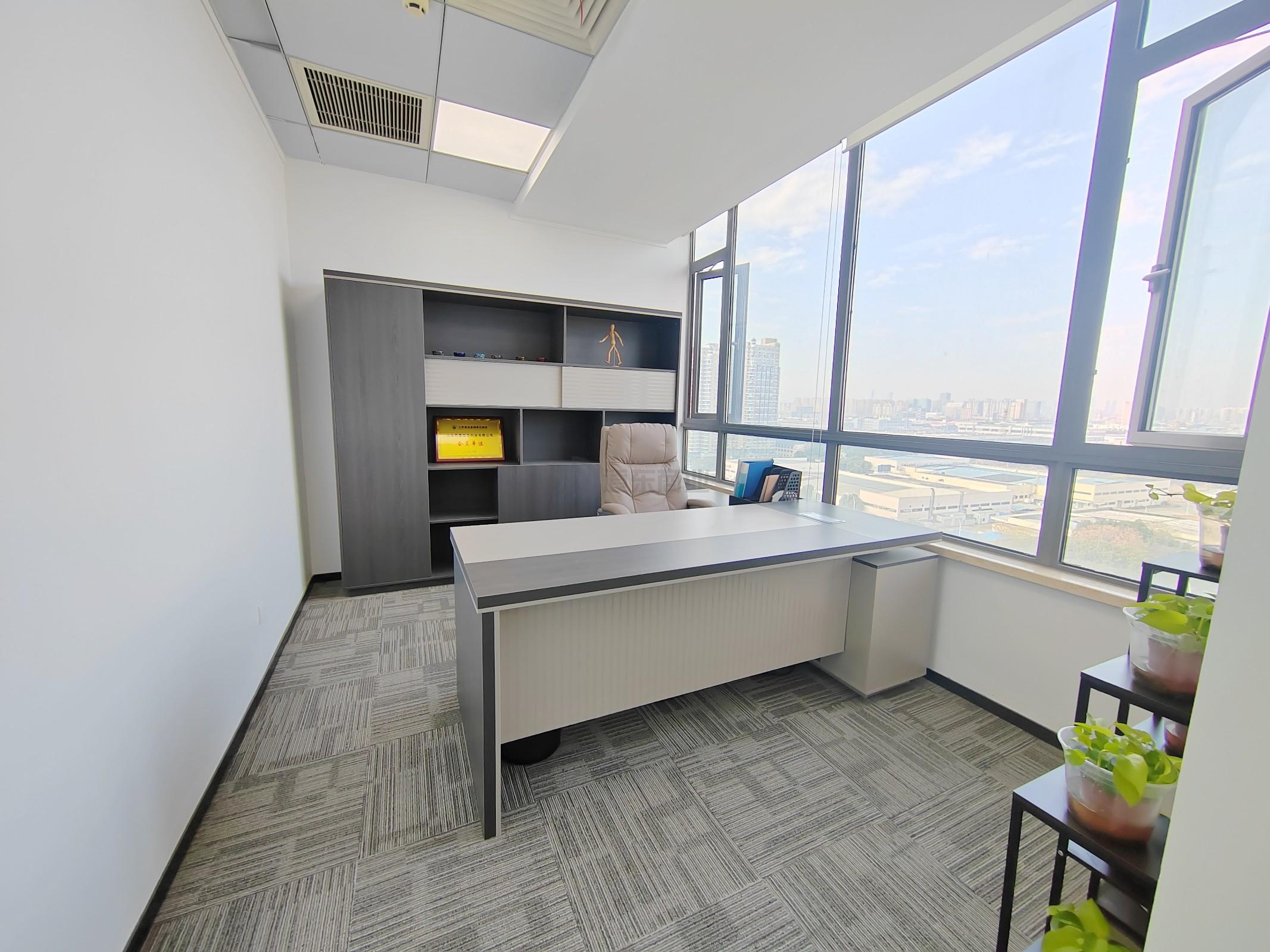 第一上海逸林大厦面积95平