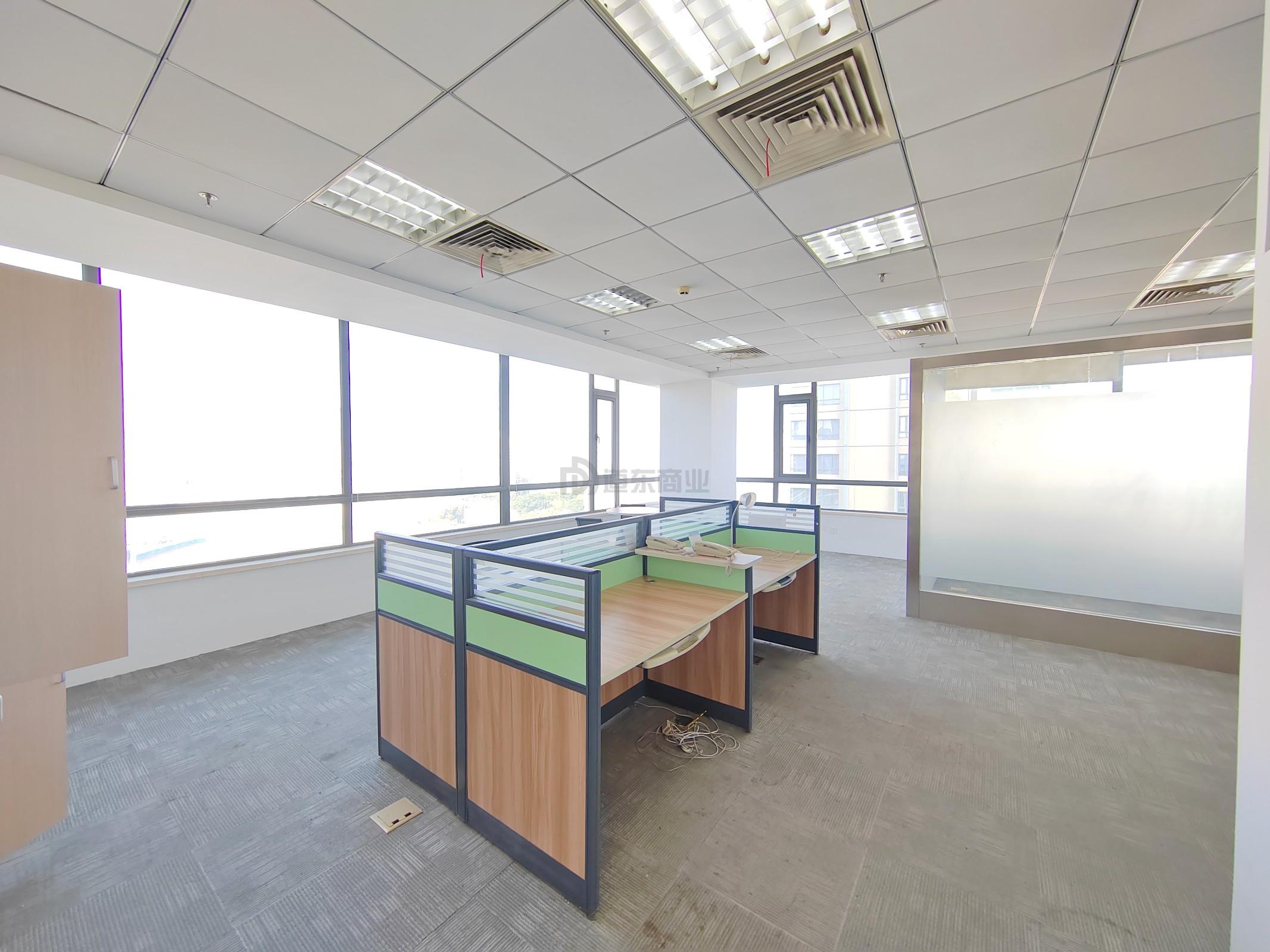 第一上海逸林大厦面积103平