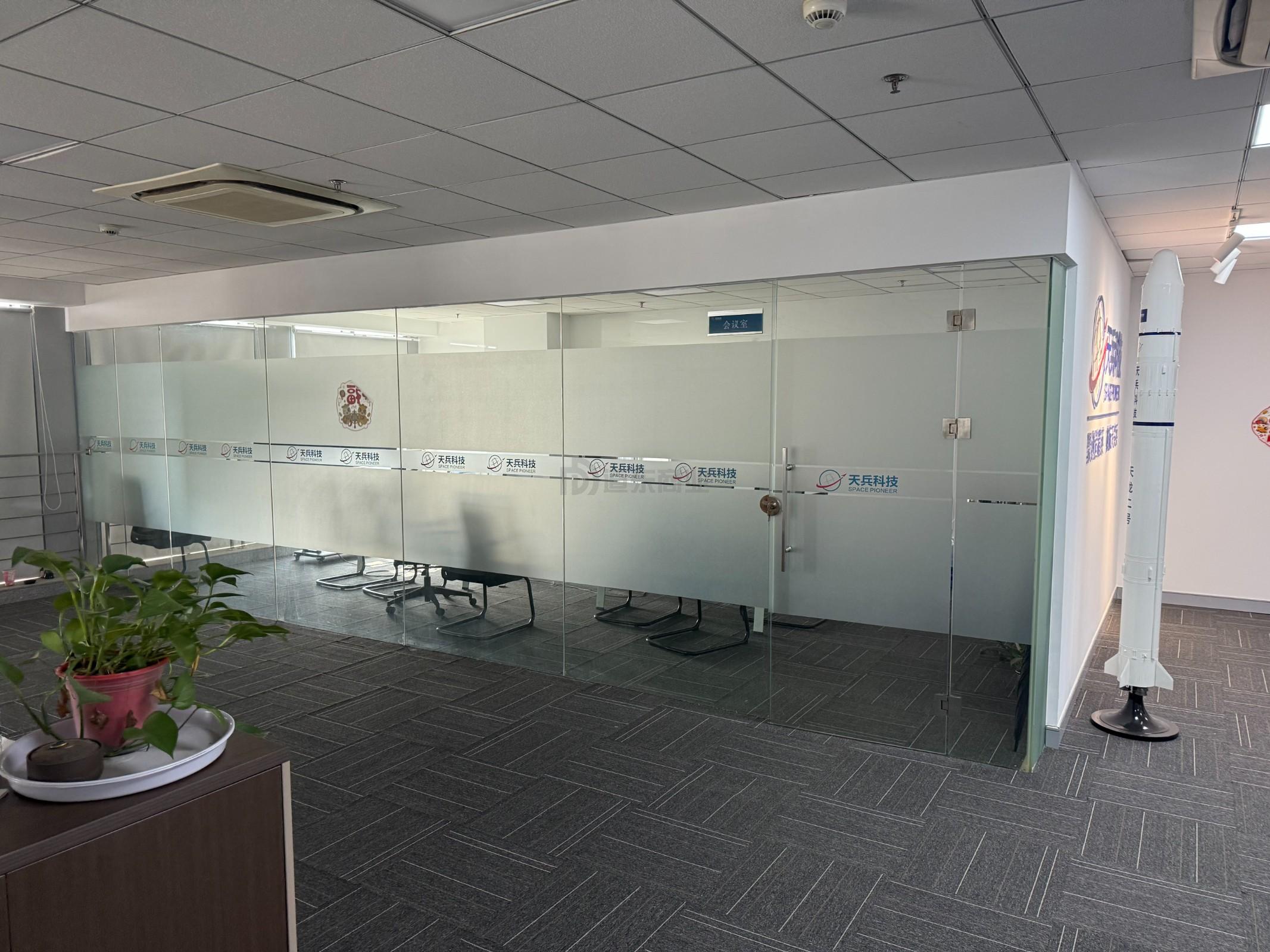 扬名科技创业中心面积400平