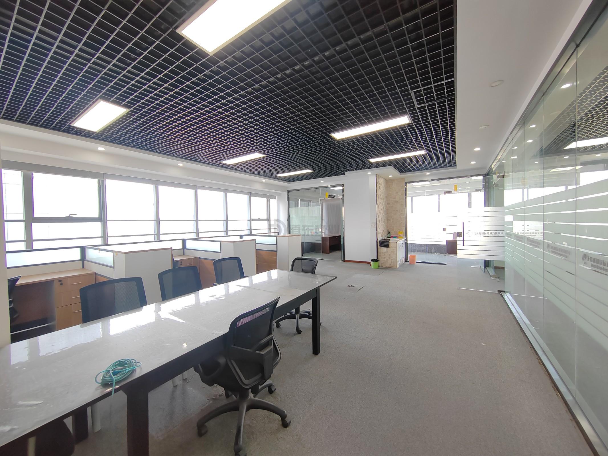 晶石国际中心面积266平