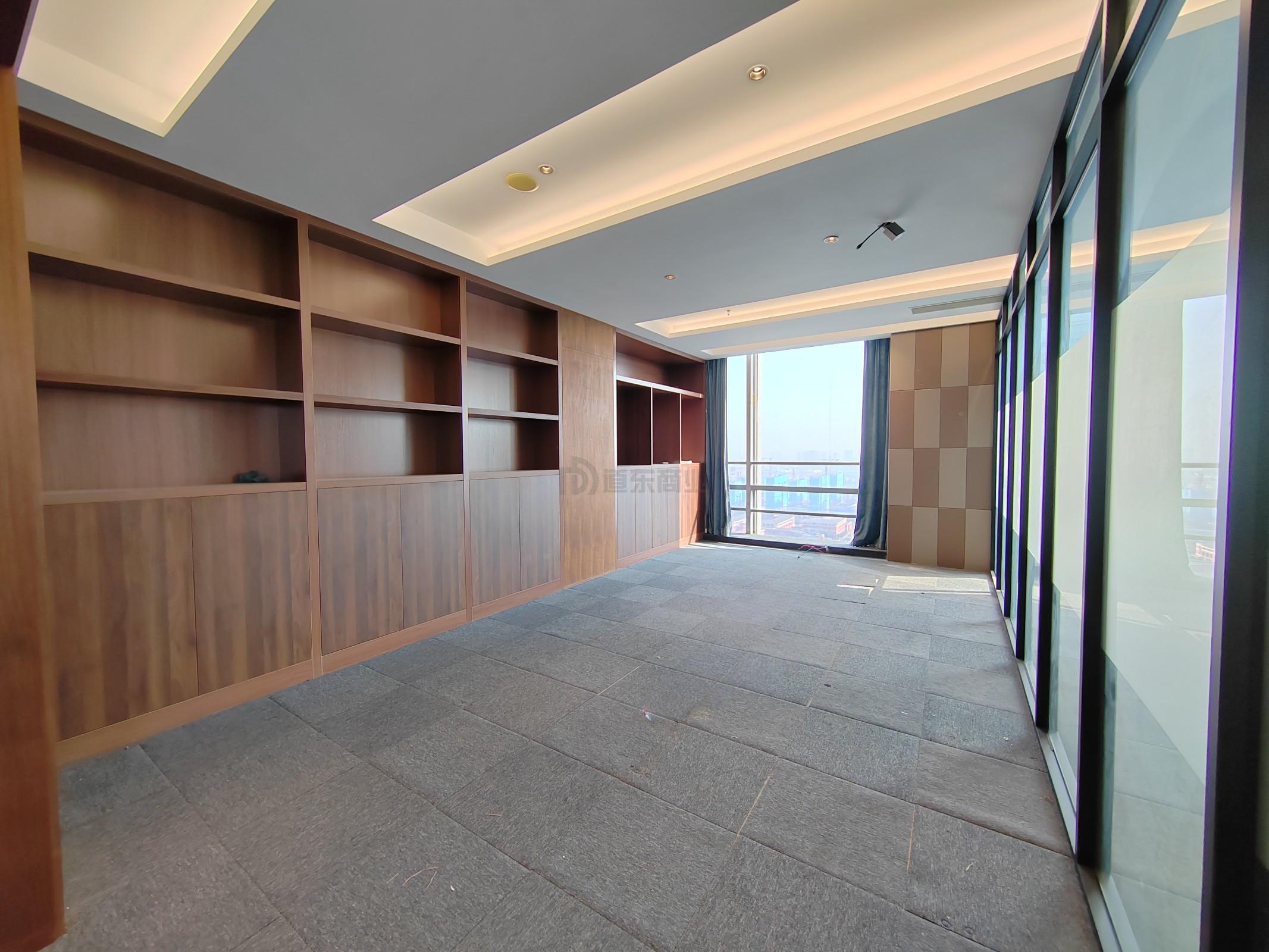 晶石国际中心面积600平