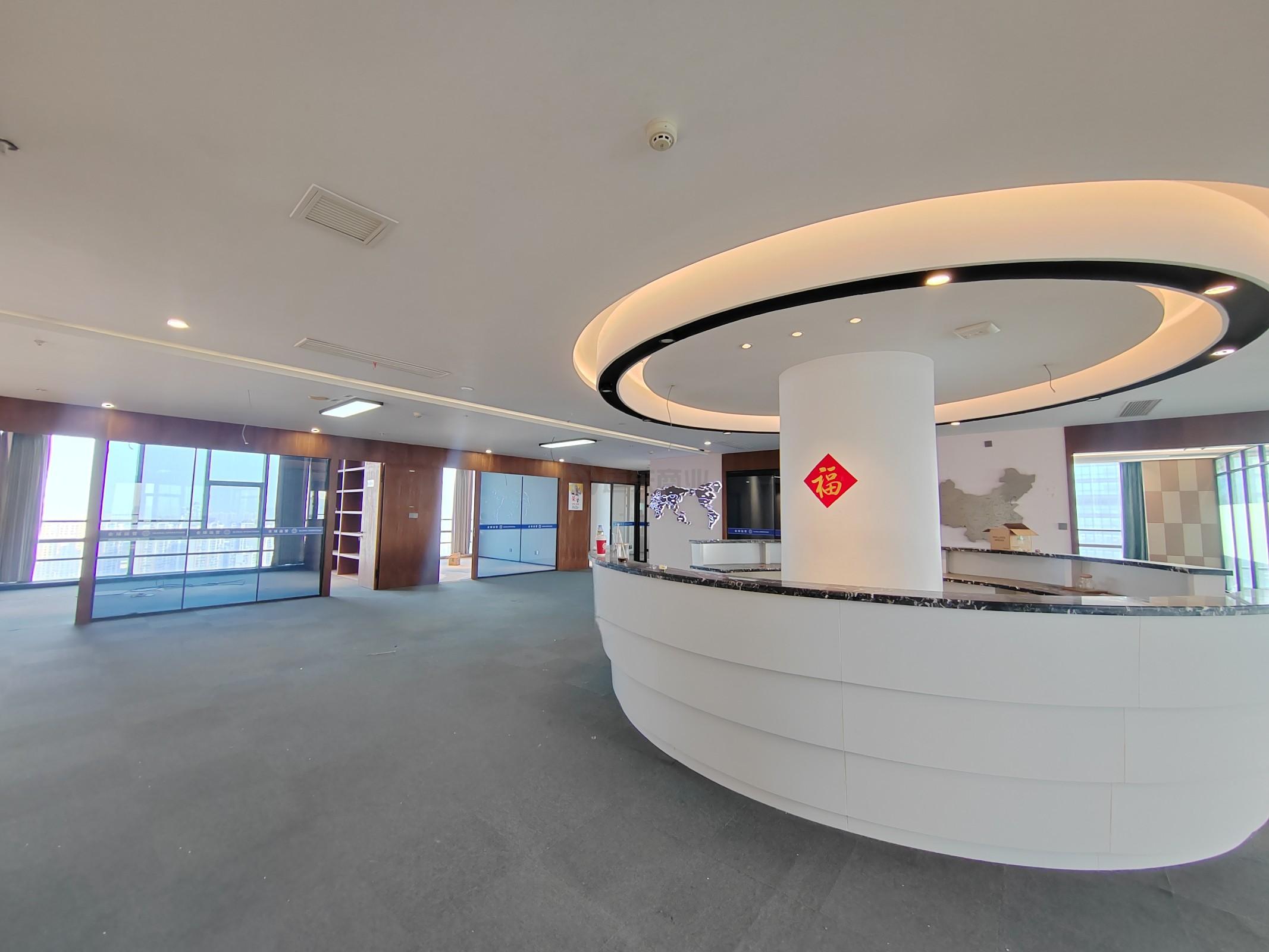 晶石国际中心面积600平