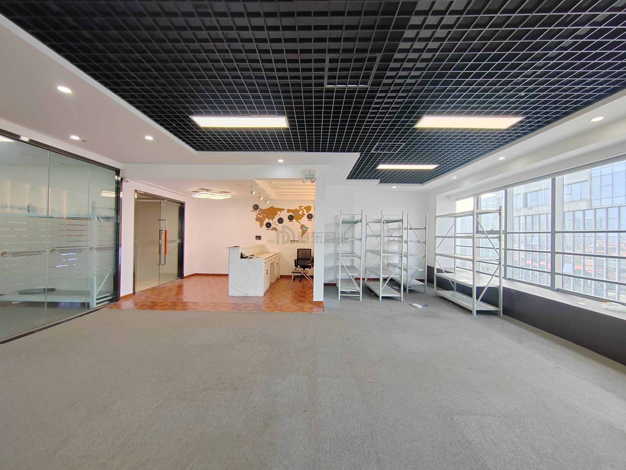 晶石国际中心面积266平