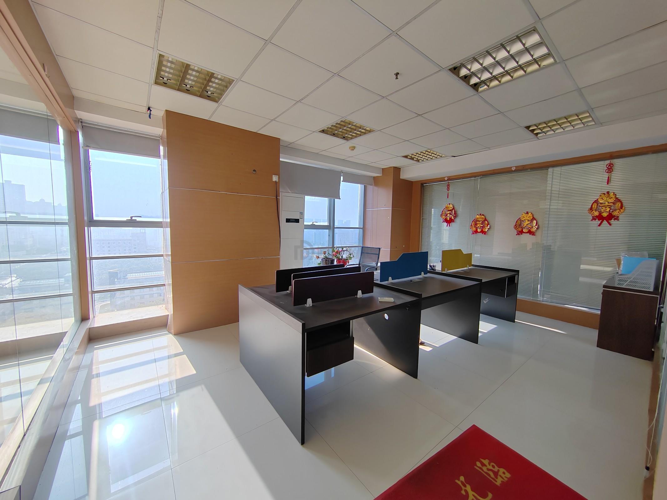 晶石国际中心面积250平