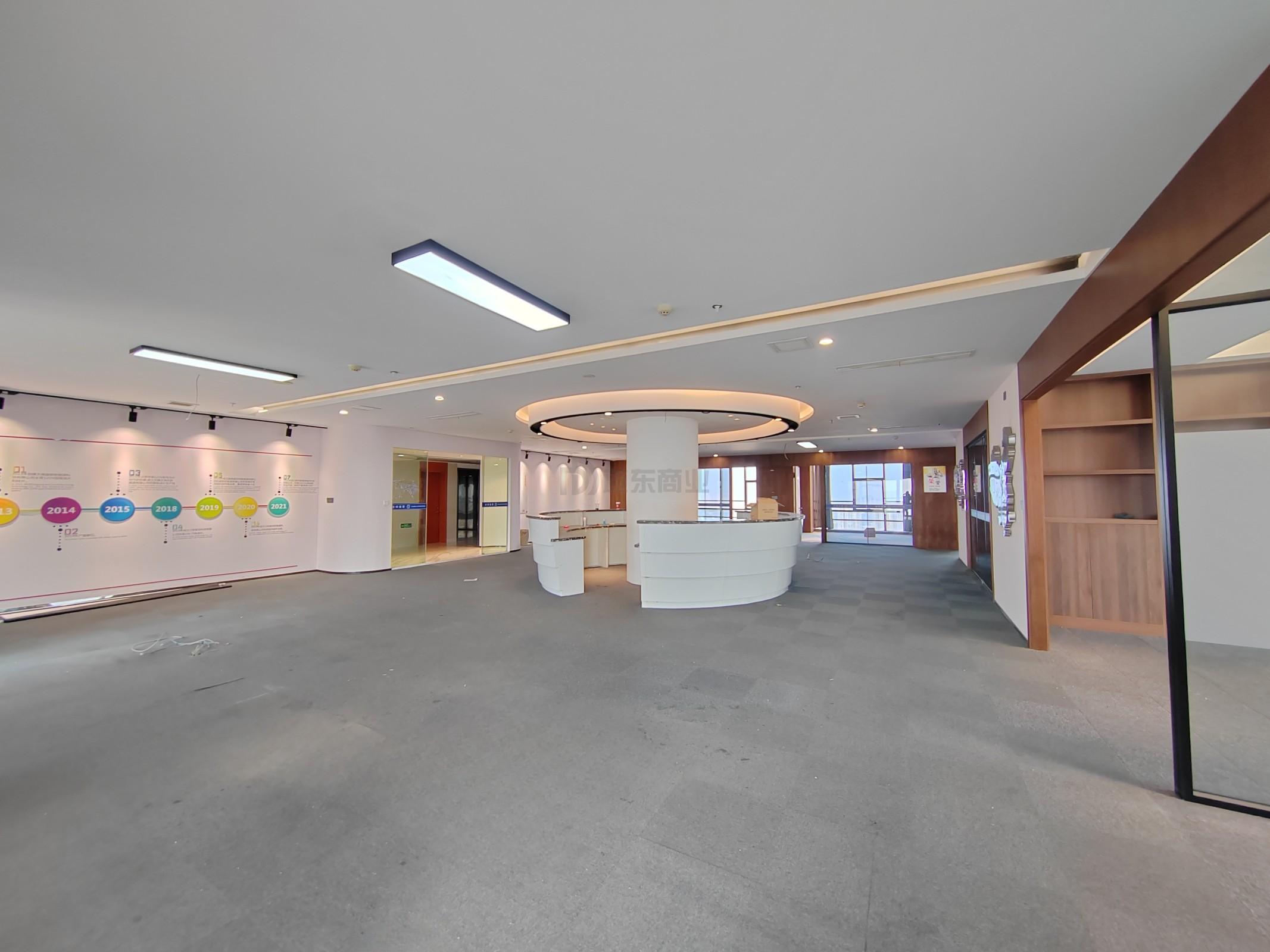 晶石国际中心面积600平